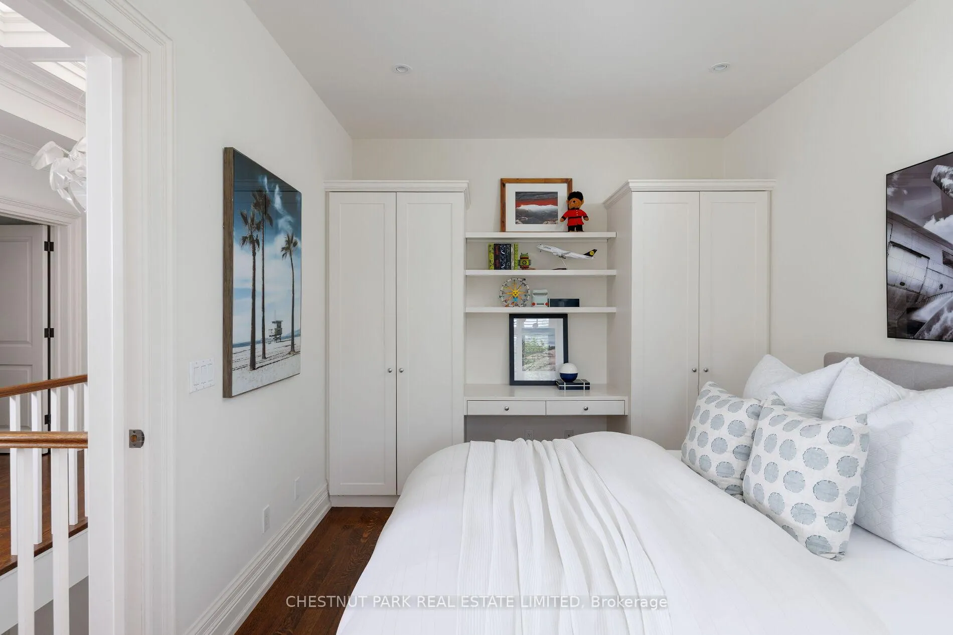 Photo 34 of 7 Strathgowan Crescent, Toronto, Lawrence Park South — HOMEH