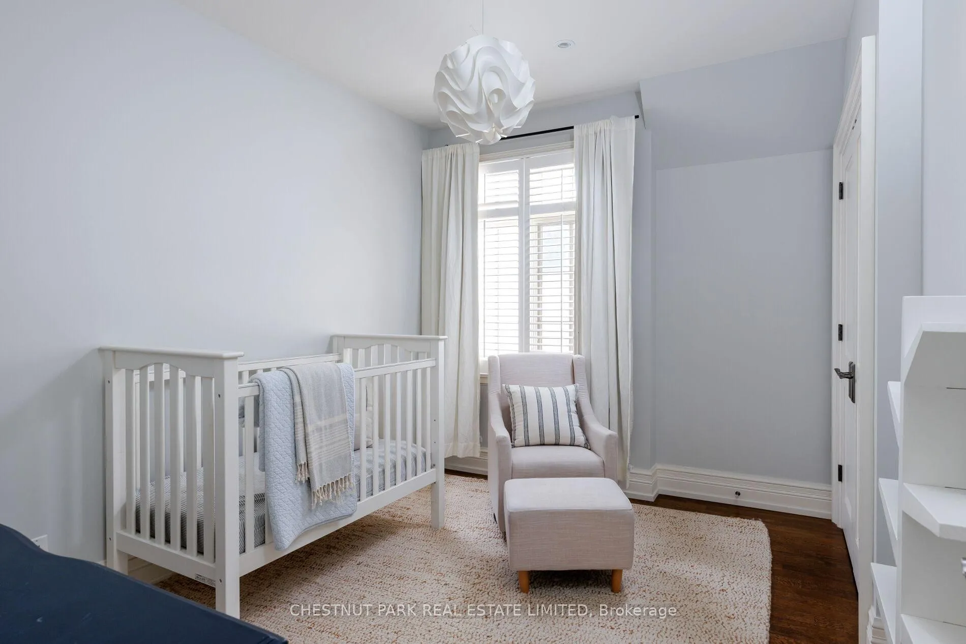 Photo 35 of 7 Strathgowan Crescent, Toronto, Lawrence Park South — HOMEH