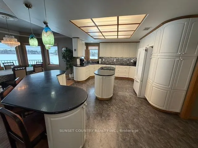 Photo 10 of 92 Edgewater Drive, Dryden, Edgewater Terrace — HOMEH