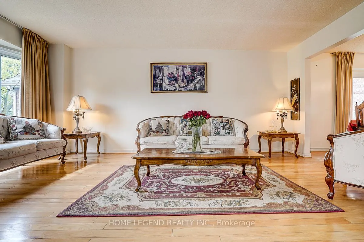 Photo 5 of 142 Highgate Drive, Markham, Milliken Mills West — HOMEH