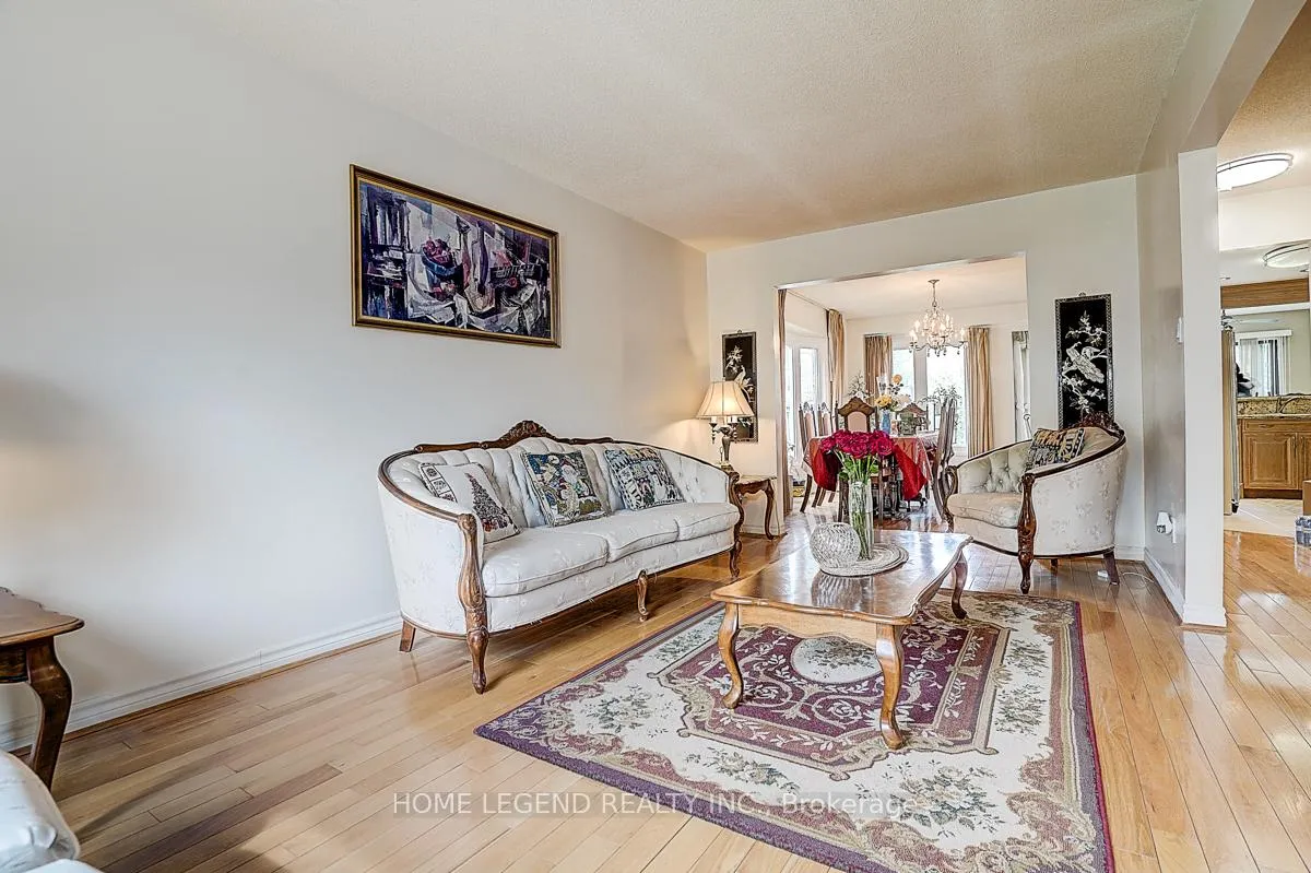 Photo 6 of 142 Highgate Drive, Markham, Milliken Mills West — HOMEH