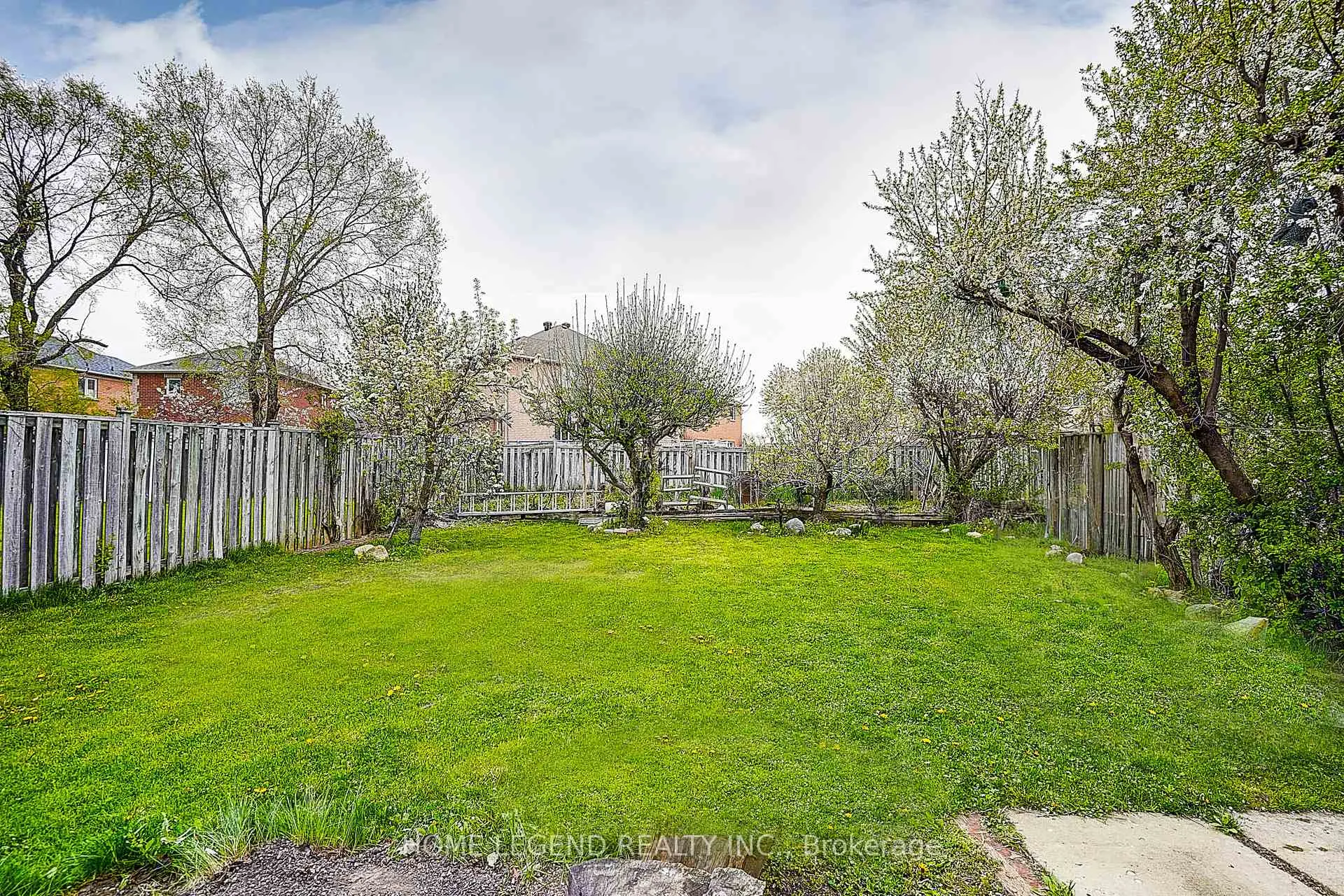 Photo 38 of 142 Highgate Drive, Markham, Milliken Mills West — HOMEH