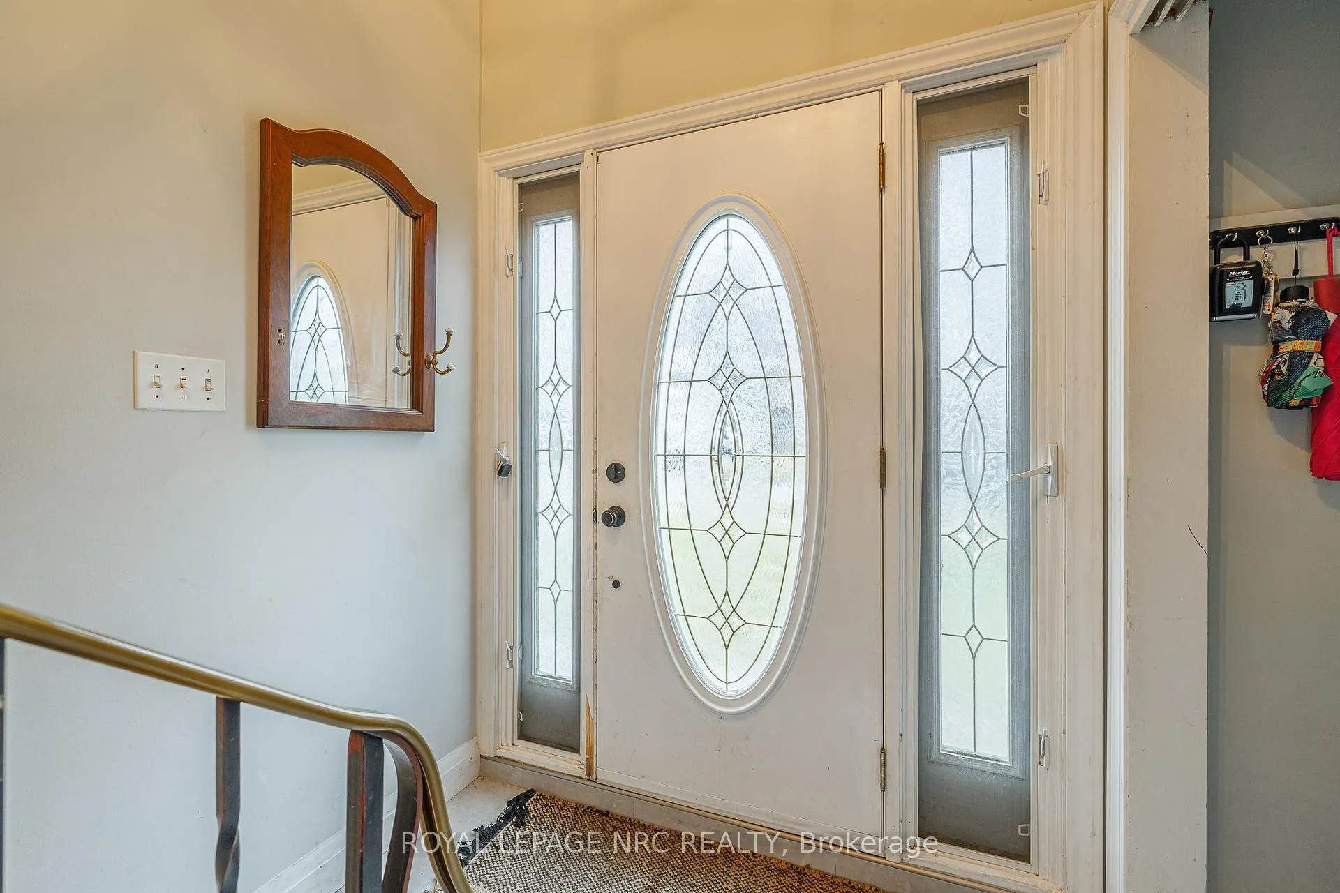 Photo 5 of 106 Lewis Street, Welland, Lincoln/Crowland — HOMEH