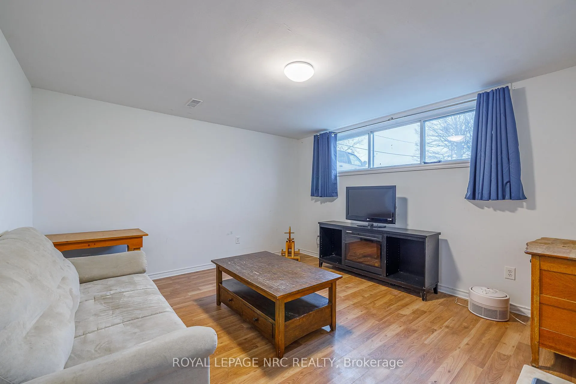 Photo 27 of 106 Lewis Street, Welland, Lincoln/Crowland — HOMEH