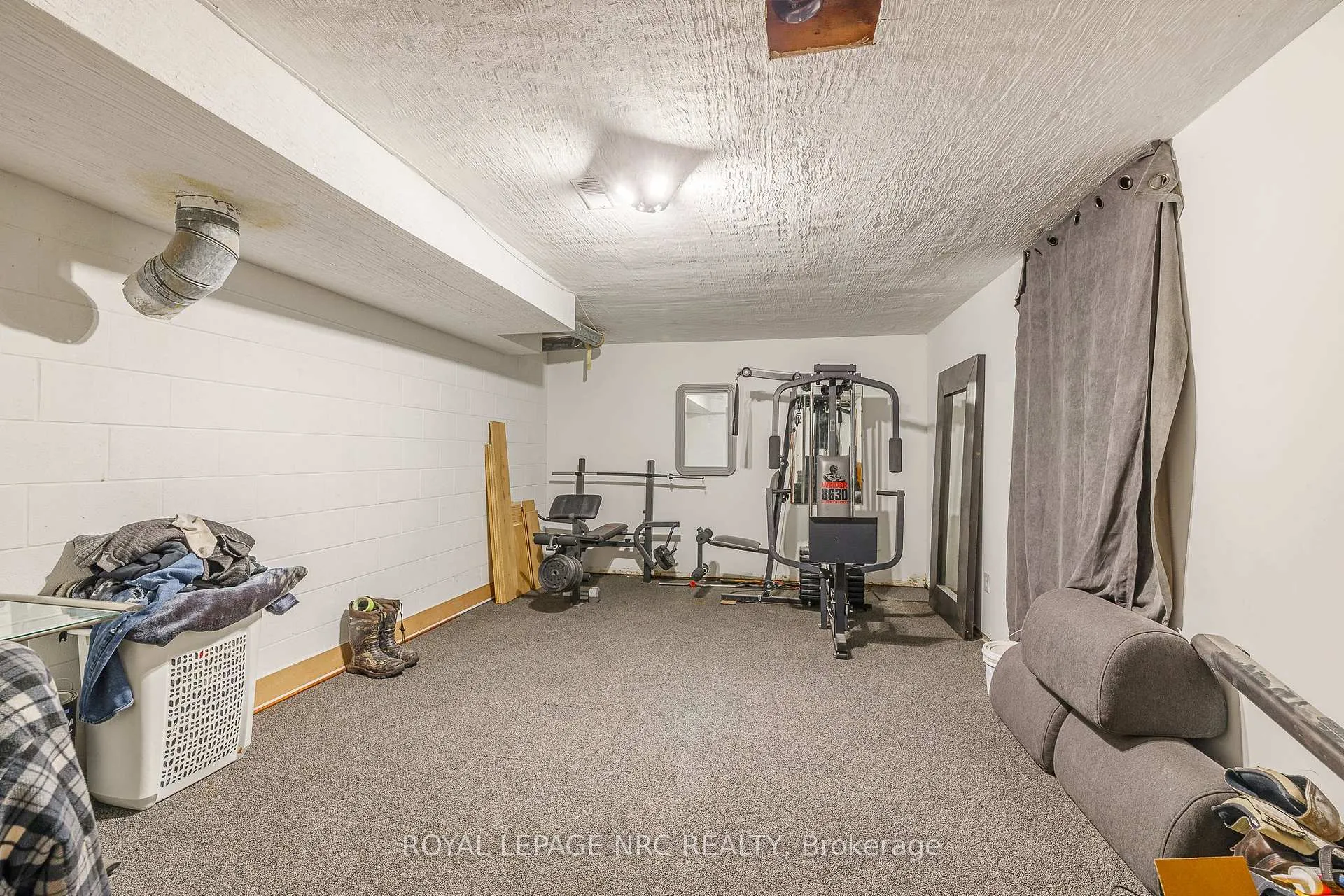Photo 33 of 106 Lewis Street, Welland, Lincoln/Crowland — HOMEH