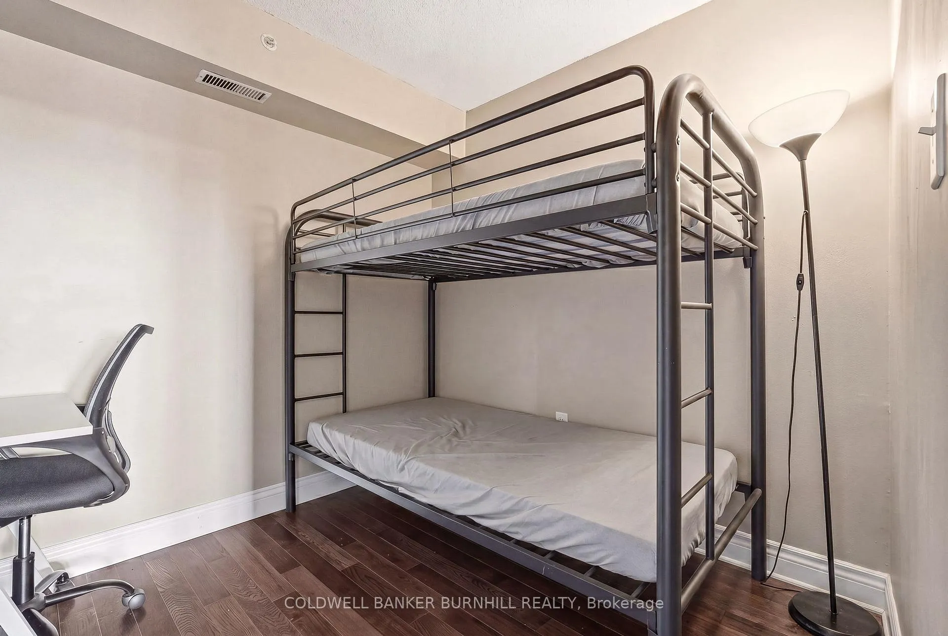 Photo 9 of Unit 406, 4005 Kilmer Drive, Burlington, Tansley — HOMEH