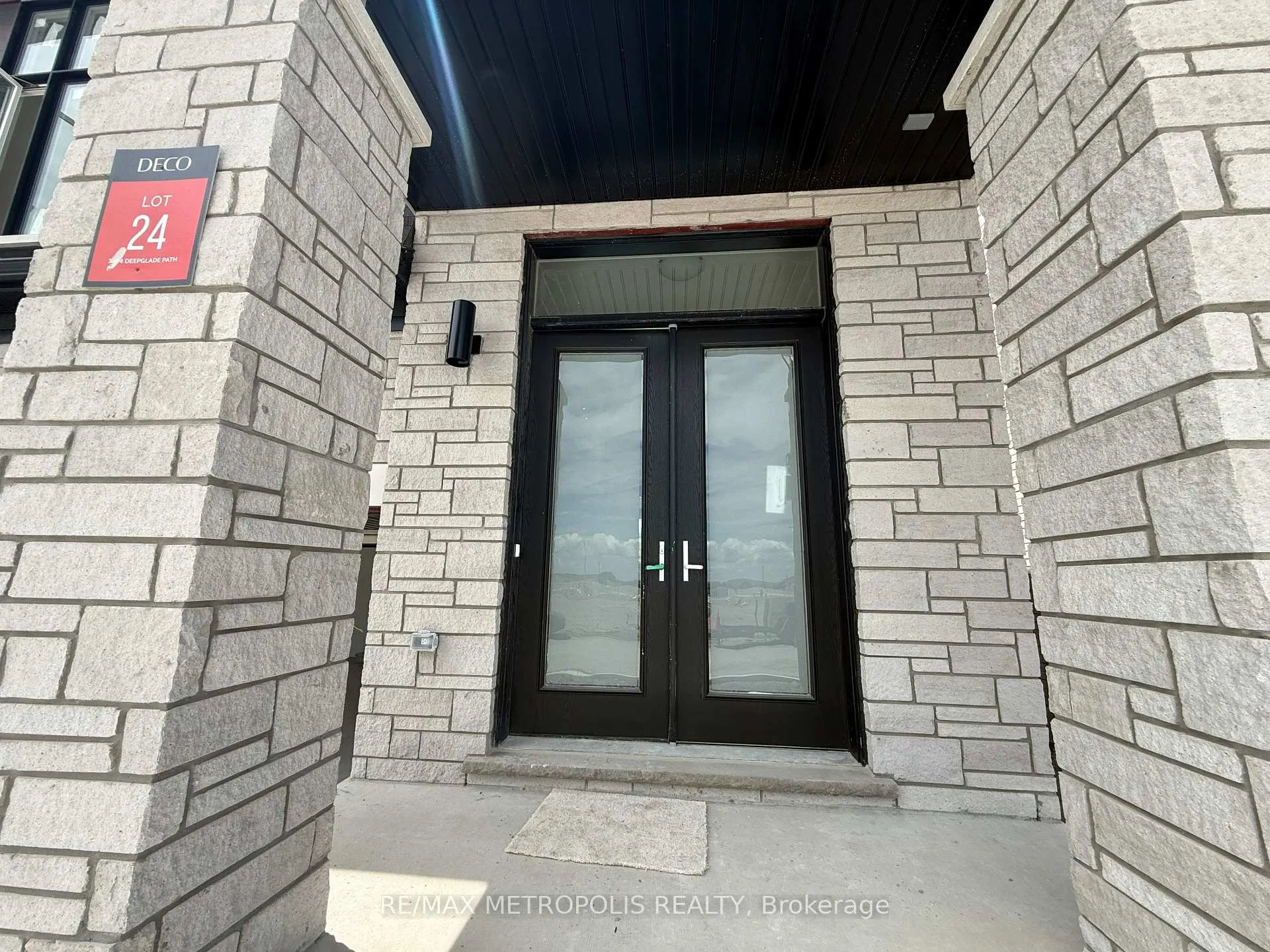 Photo 3 of 3484 Deepglade Path, Pickering, Rural Pickering — HOMEH
