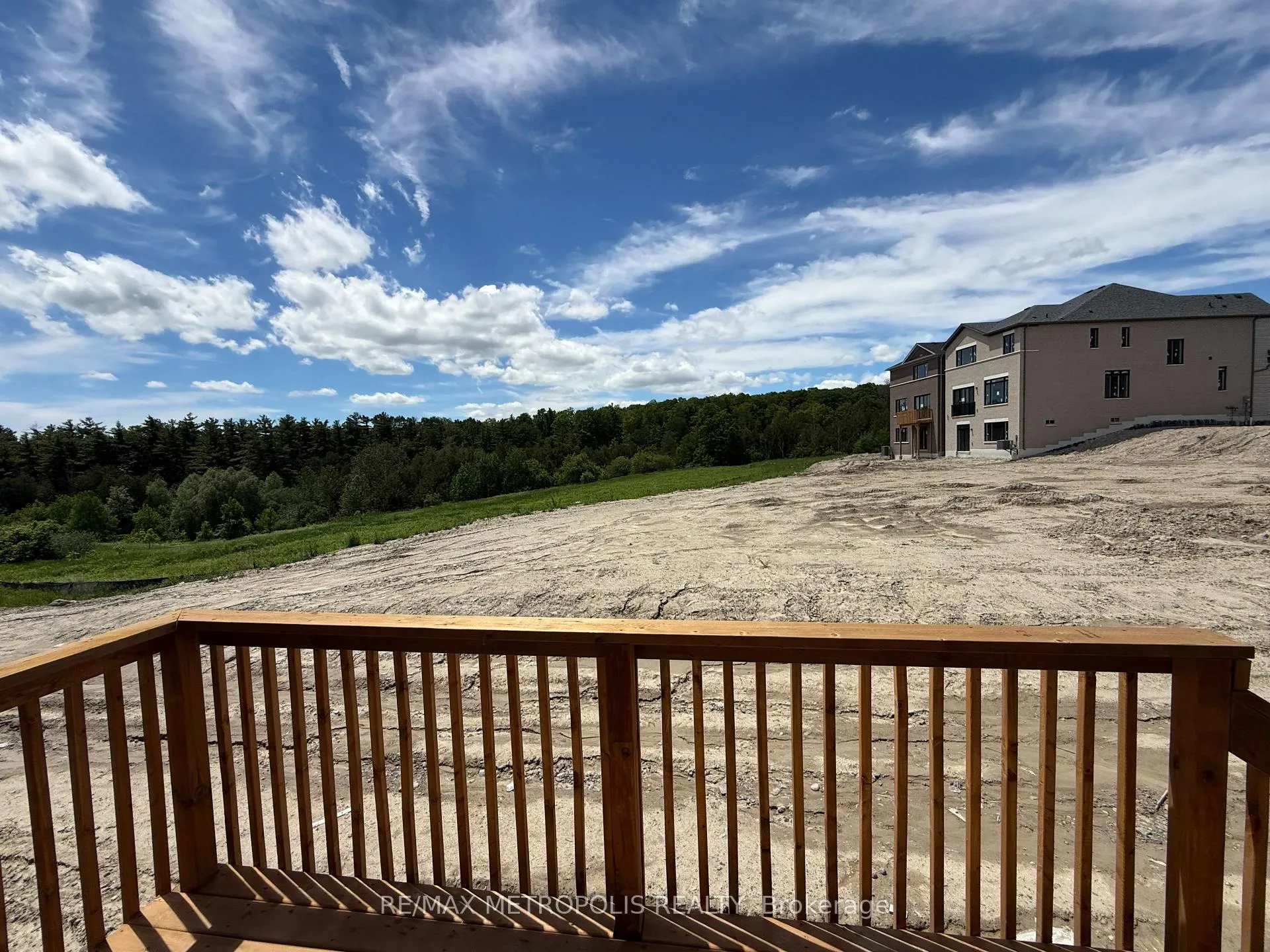 Photo 8 of 3484 Deepglade Path, Pickering, Rural Pickering — HOMEH