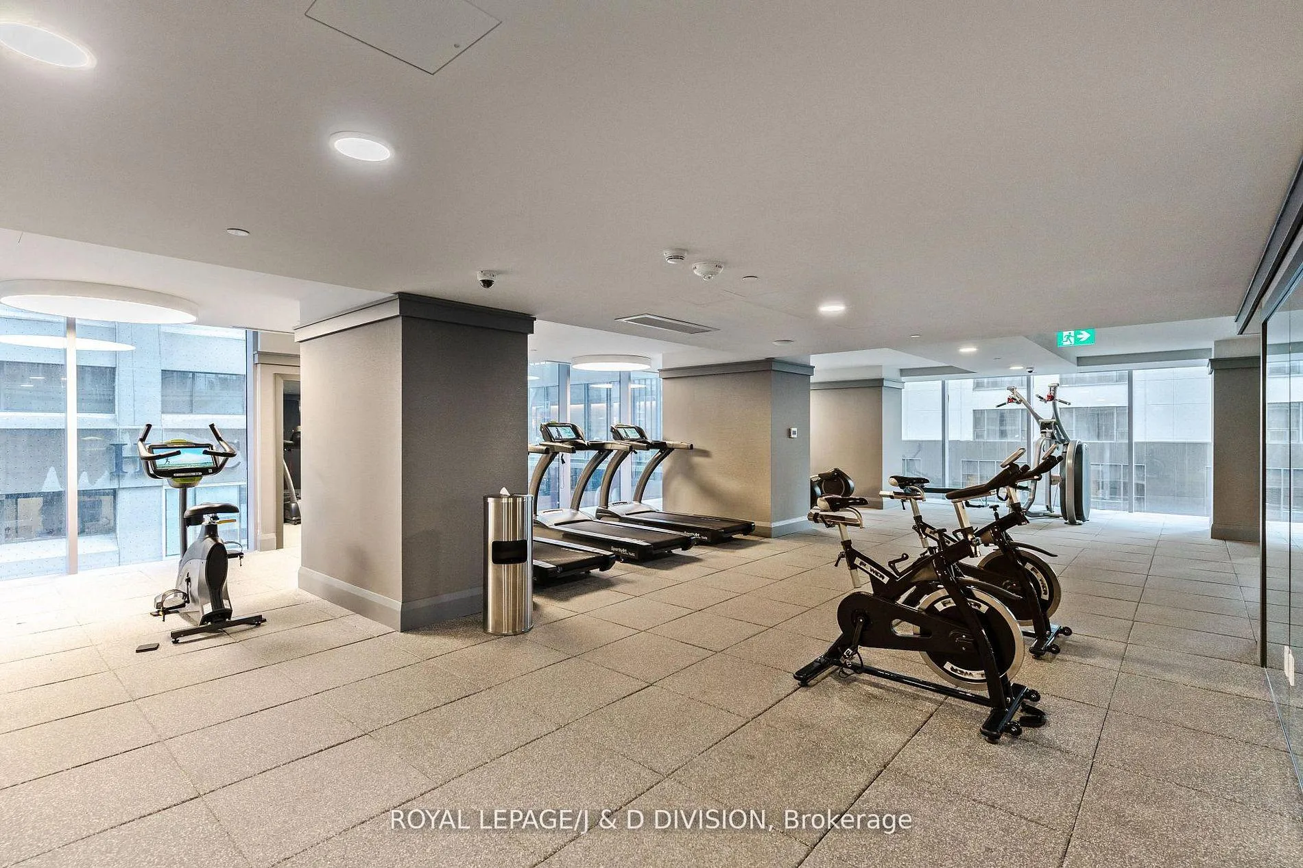 Photo 20 of Unit 1705, 188 Cumberland Street, Toronto, The Annex — HOMEH