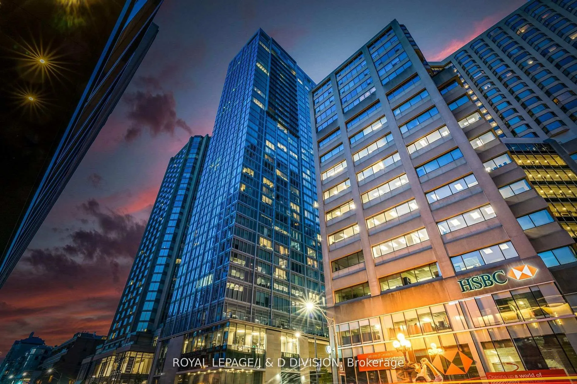 Photo 23 of Unit 1705, 188 Cumberland Street, Toronto, The Annex — HOMEH