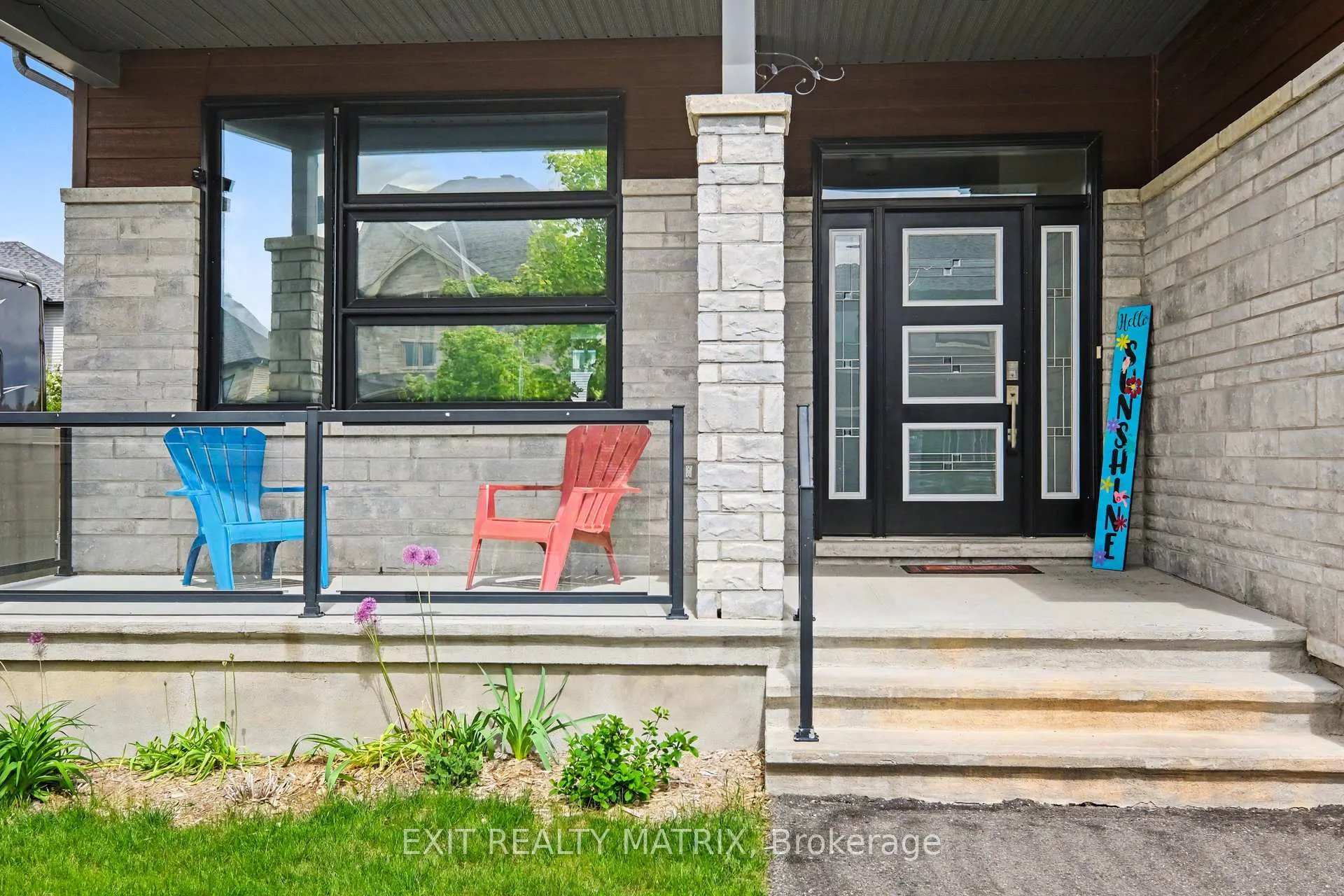 Photo 2 of 128 Lyon Street, Russell, Embrun — HOMEH