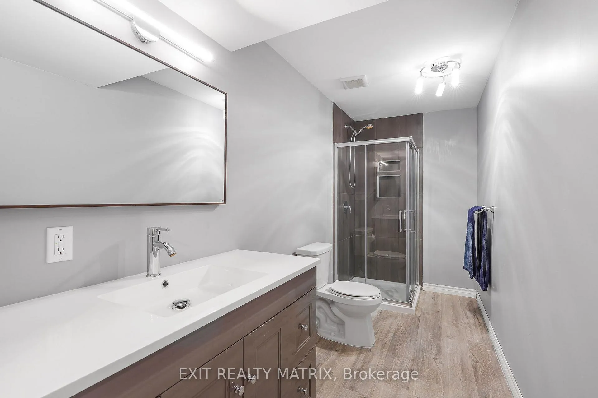 Photo 27 of 128 Lyon Street, Russell, Embrun — HOMEH