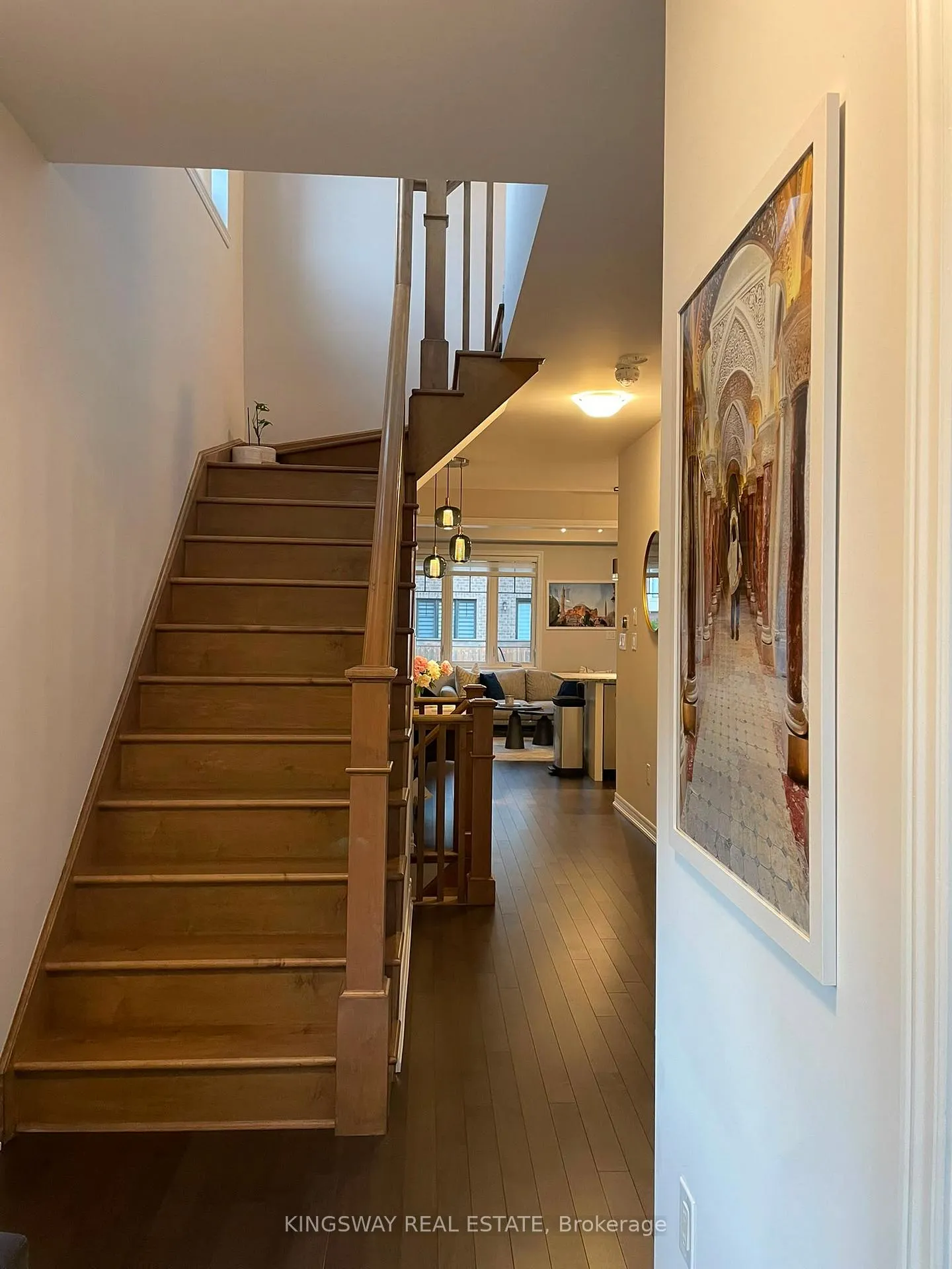 Photo 3 of 49 Waterview Lane, Grimsby, Grimsby Beach — HOMEH
