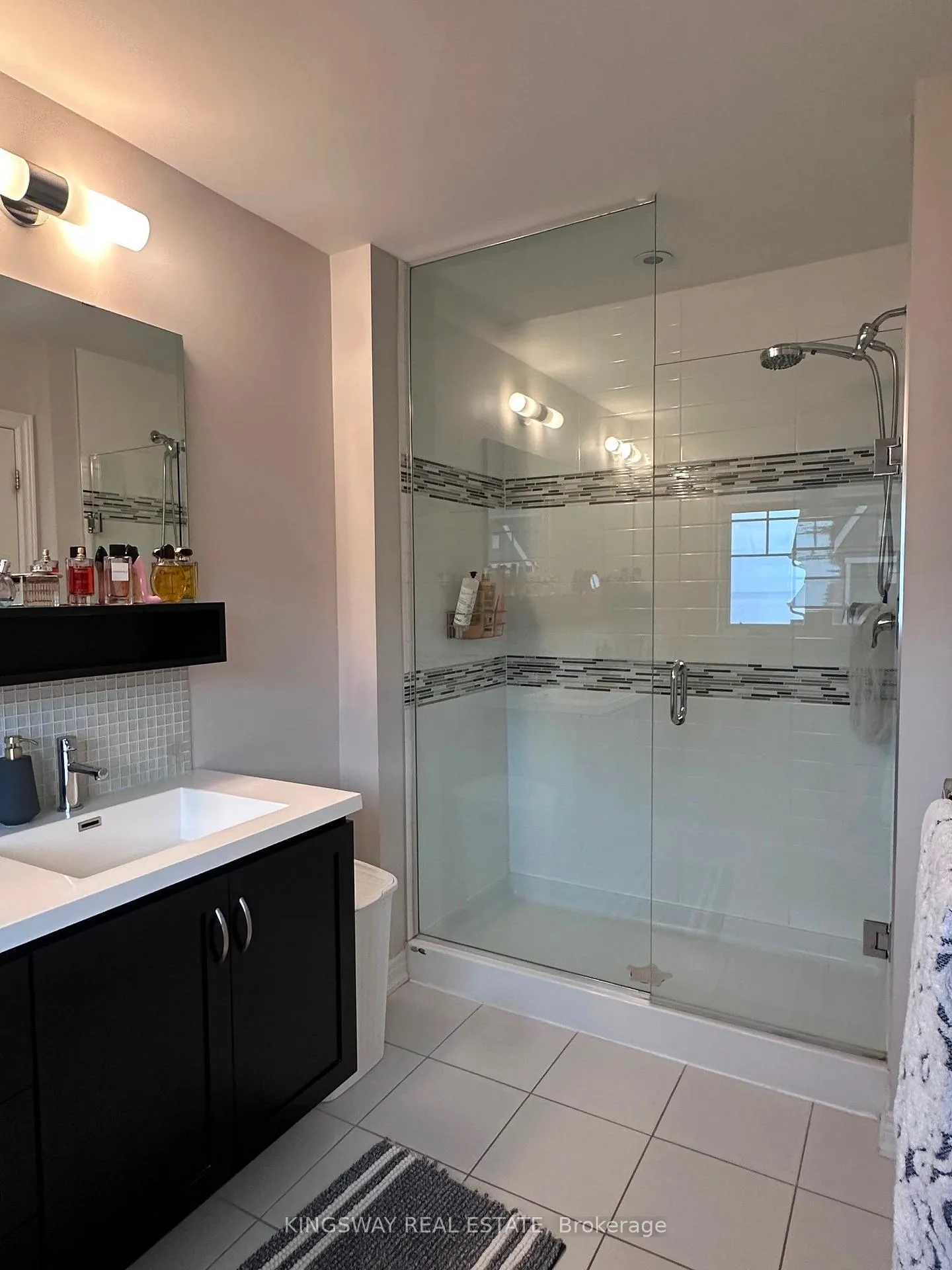 Photo 12 of 49 Waterview Lane, Grimsby, Grimsby Beach — HOMEH