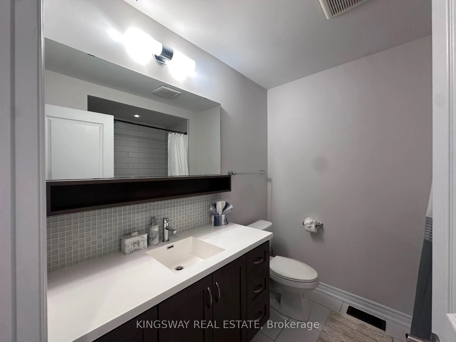 Photo 16 of 49 Waterview Lane, Grimsby, Grimsby Beach — HOMEH