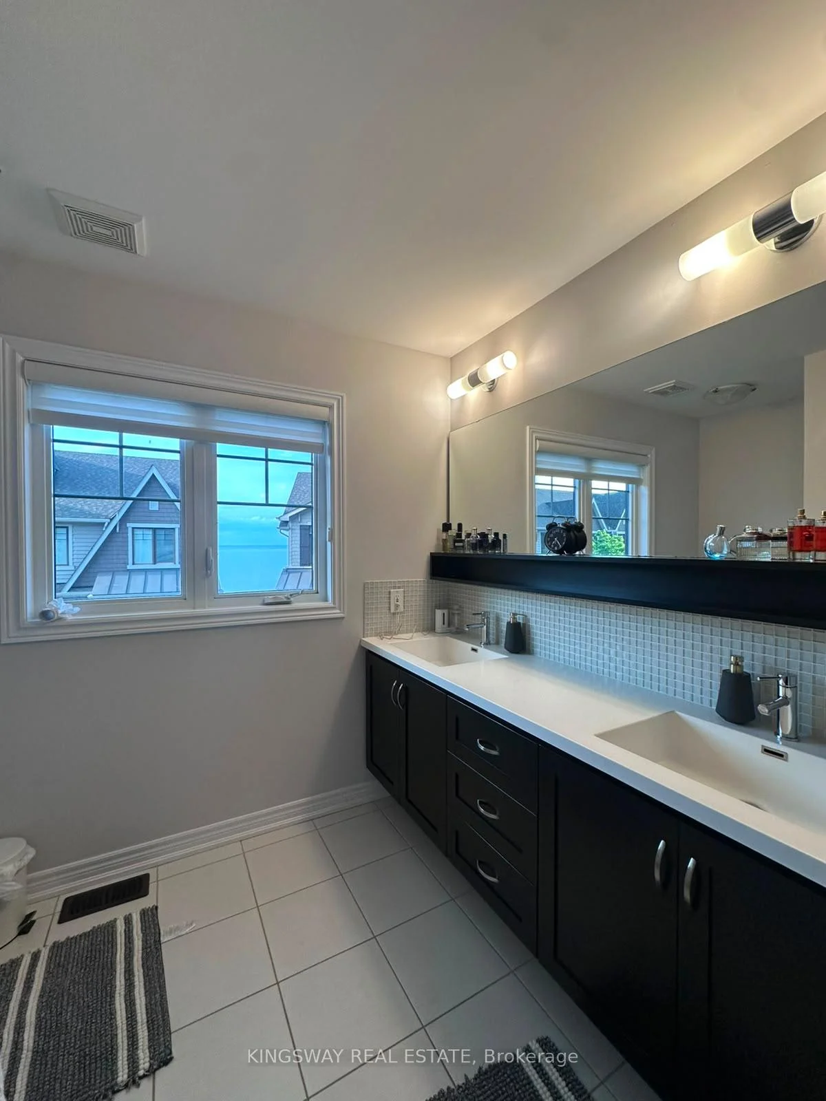 Photo 28 of 49 Waterview Lane, Grimsby, Grimsby Beach — HOMEH