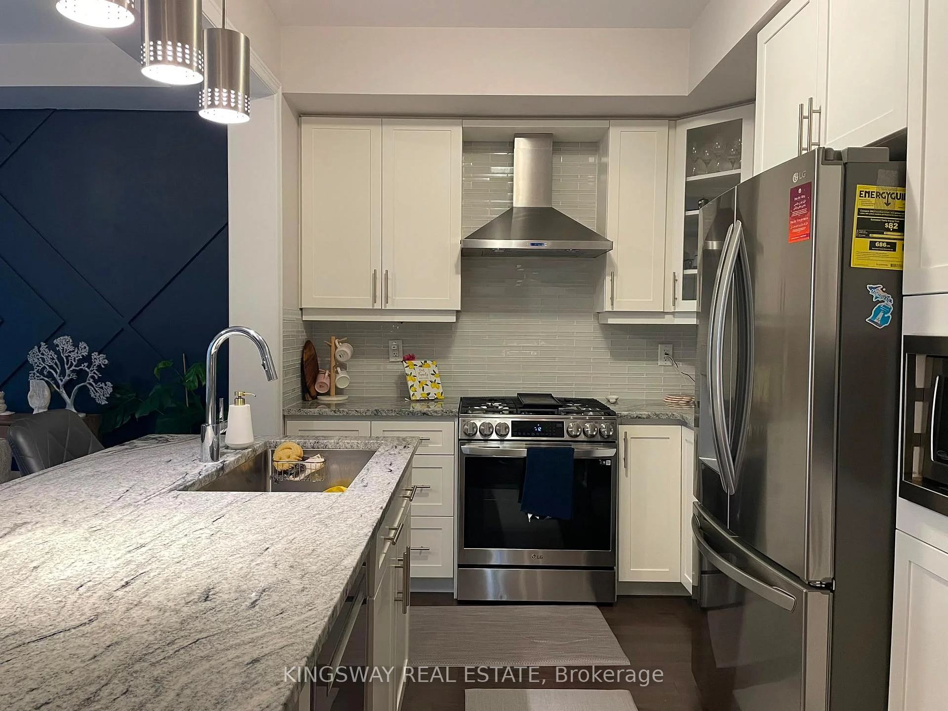 Photo 33 of 49 Waterview Lane, Grimsby, Grimsby Beach — HOMEH