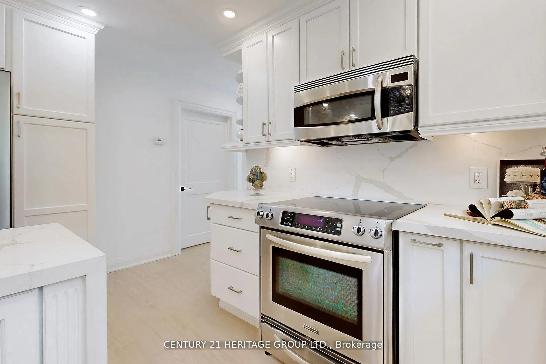 Photo 12 of 10 Cherry Blossom Lane, Markham, Royal Orchard — HOMEH
