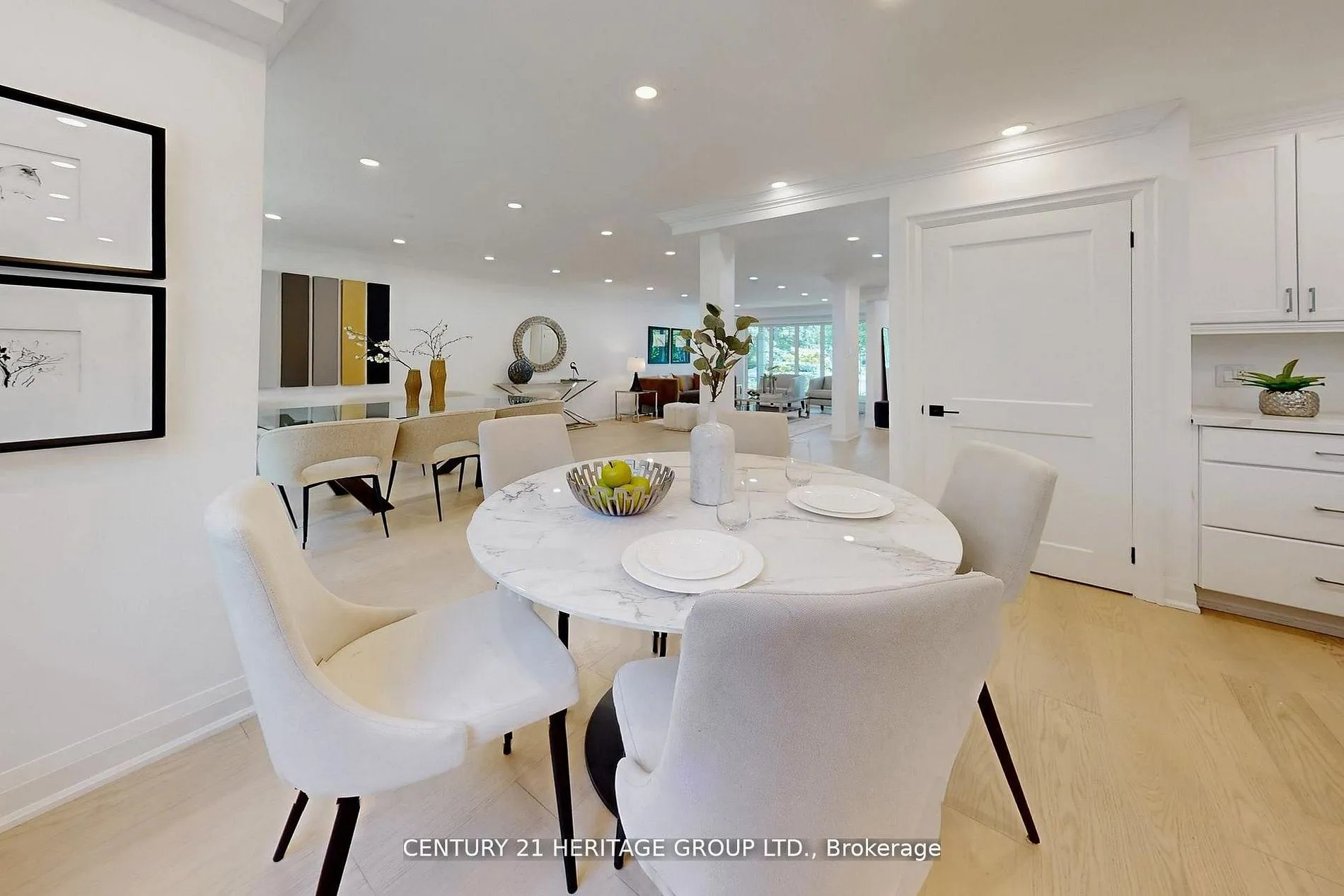Photo 14 of 10 Cherry Blossom Lane, Markham, Royal Orchard — HOMEH