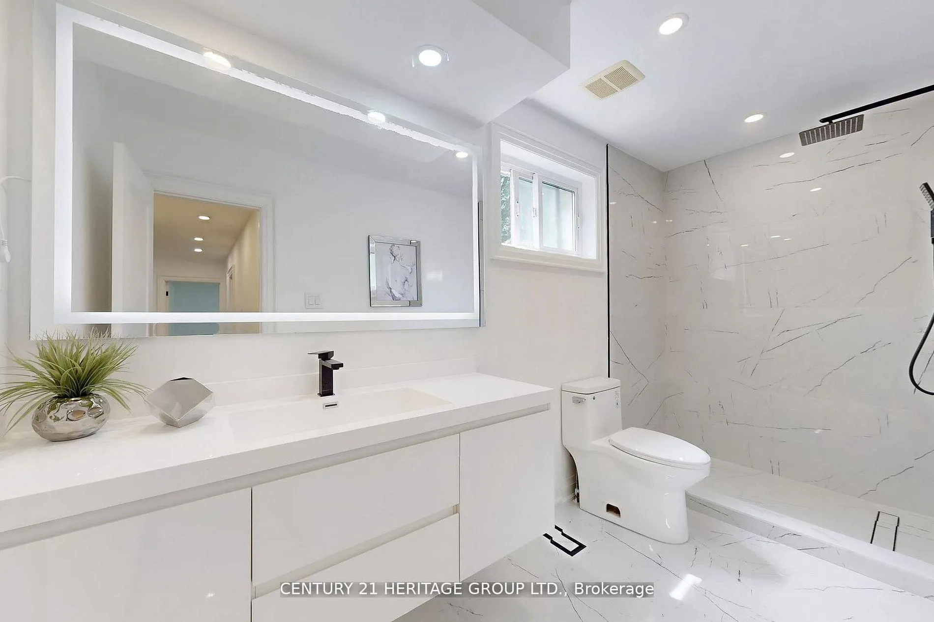 Photo 27 of 10 Cherry Blossom Lane, Markham, Royal Orchard — HOMEH