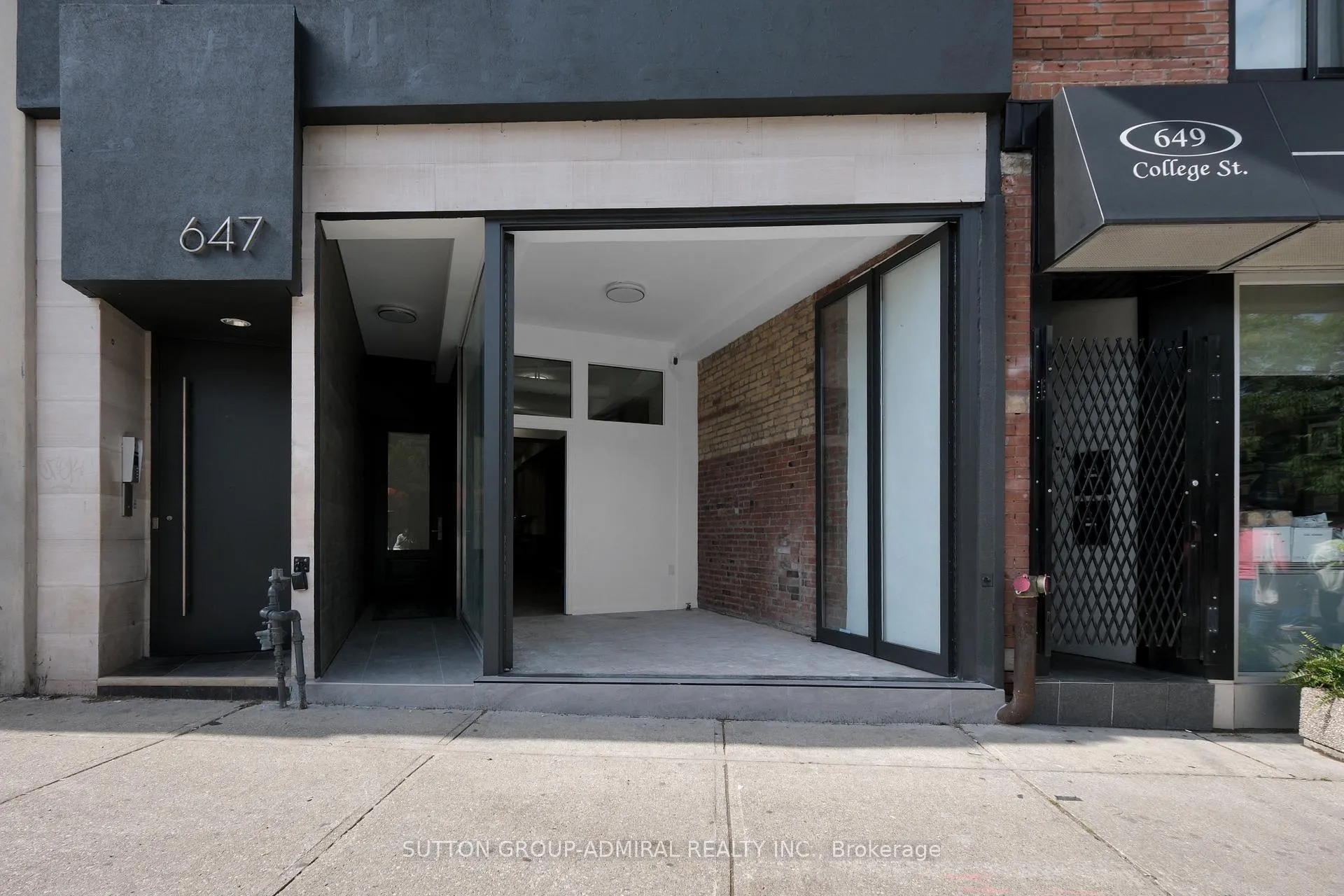 Photo 6 of Unit 101 (main floor), 647 College Street, Toronto, Palmerston-Little Italy — HOMEH