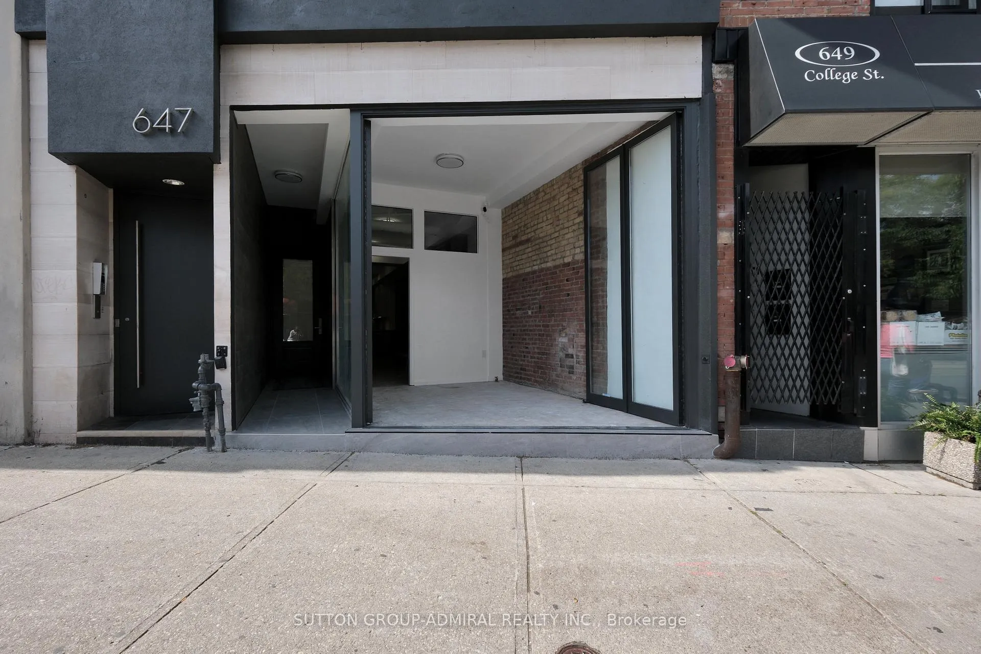 Photo 7 of Unit 101 (main floor), 647 College Street, Toronto, Palmerston-Little Italy — HOMEH