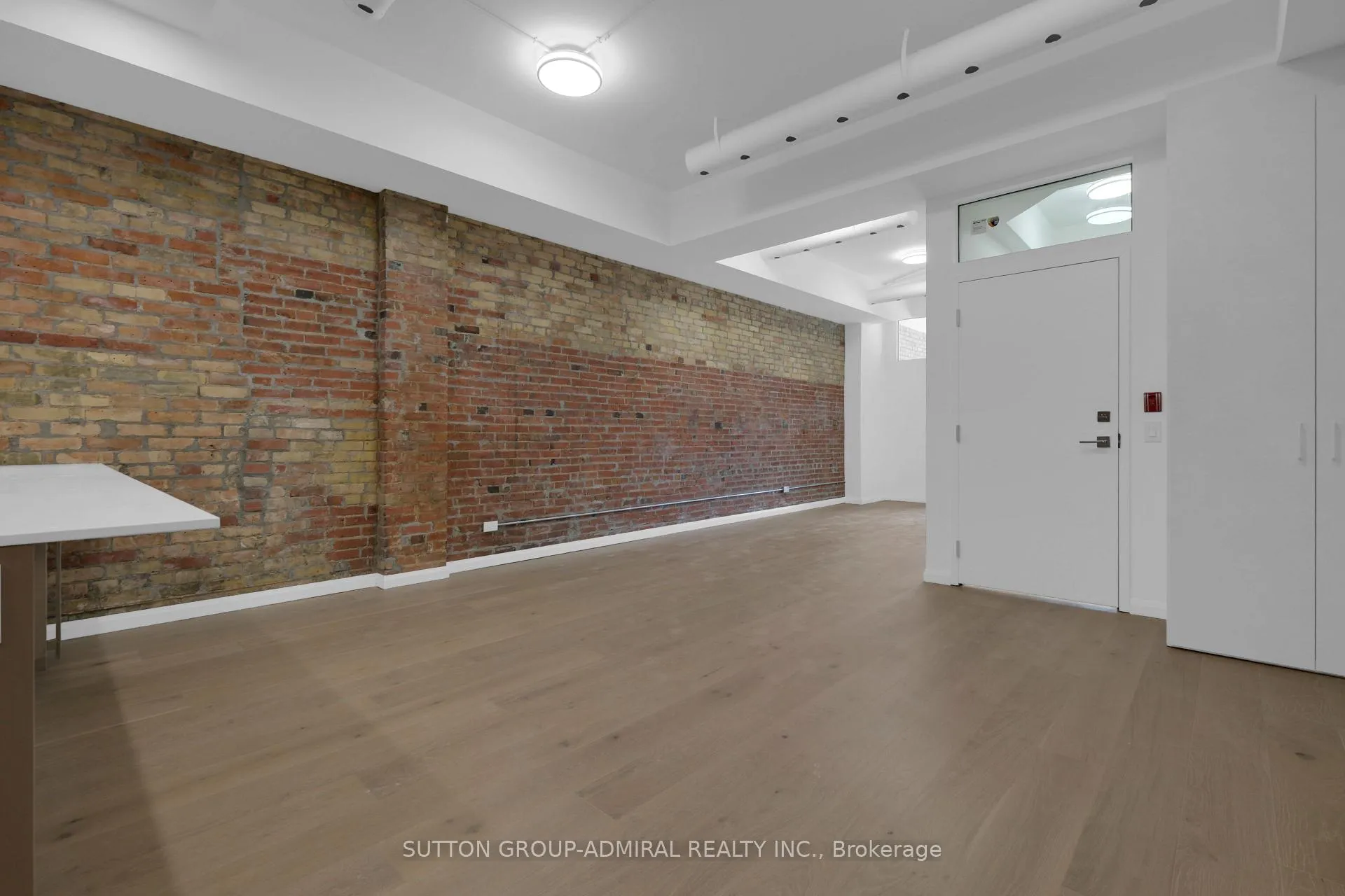 Photo 12 of Unit 101 (main floor), 647 College Street, Toronto, Palmerston-Little Italy — HOMEH