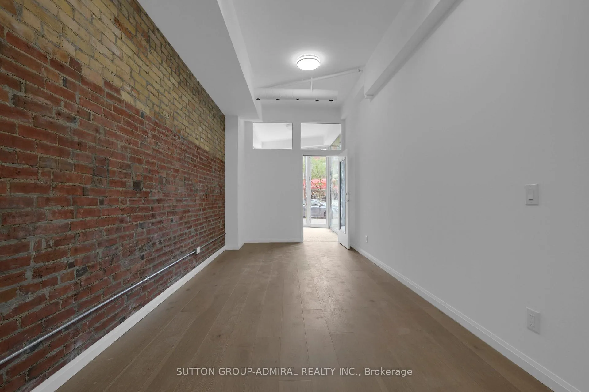 Photo 17 of Unit 101 (main floor), 647 College Street, Toronto, Palmerston-Little Italy — HOMEH