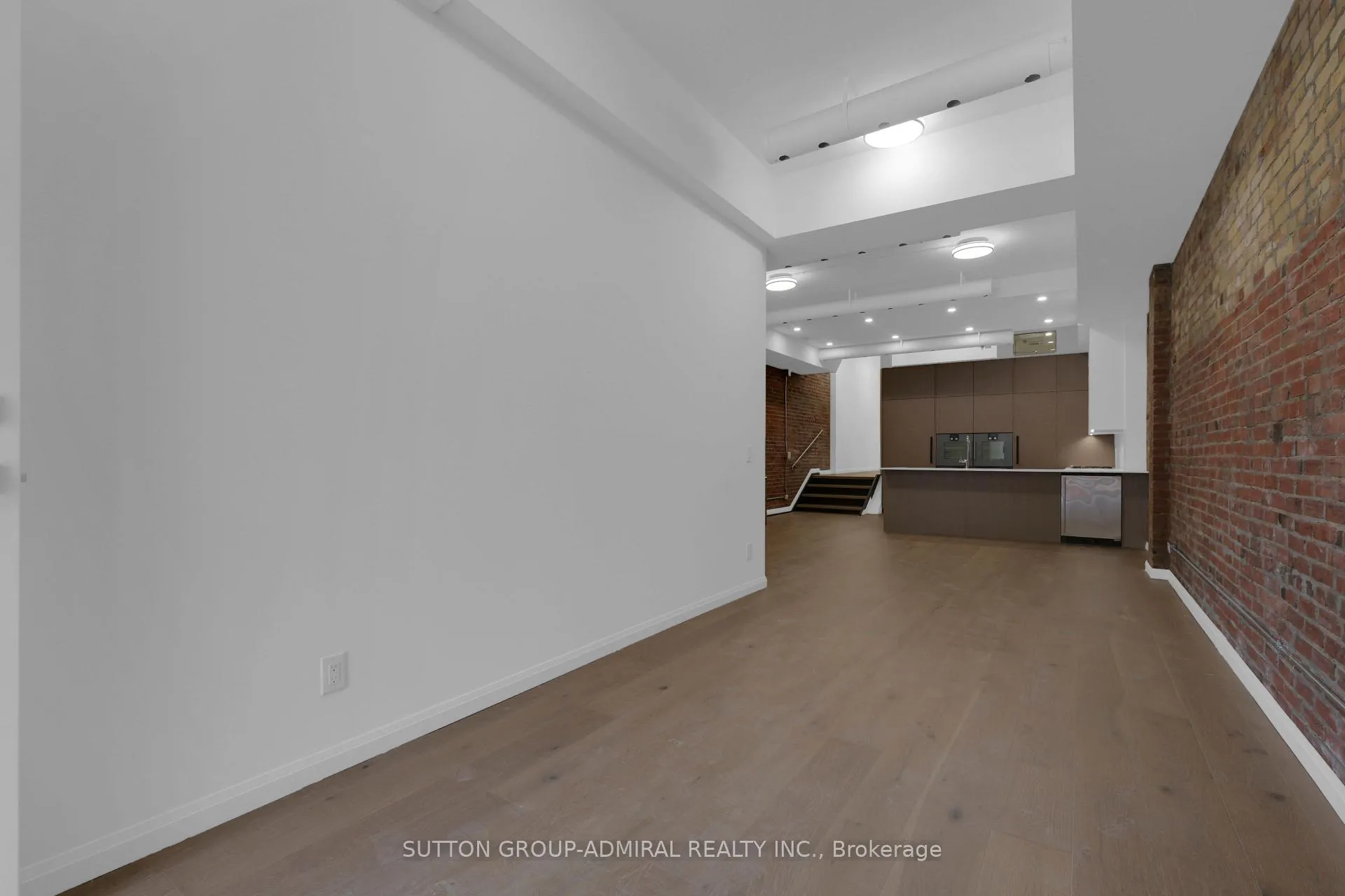 Photo 19 of Unit 101 (main floor), 647 College Street, Toronto, Palmerston-Little Italy — HOMEH