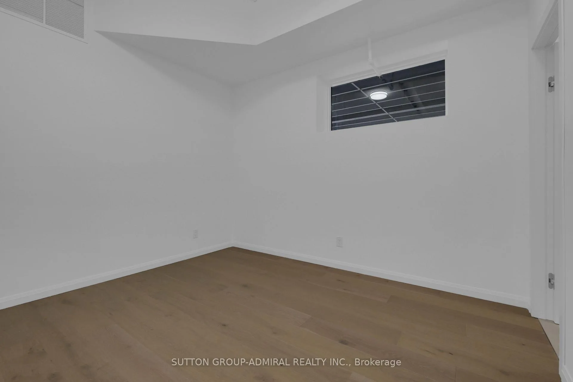 Photo 25 of Unit 101 (main floor), 647 College Street, Toronto, Palmerston-Little Italy — HOMEH