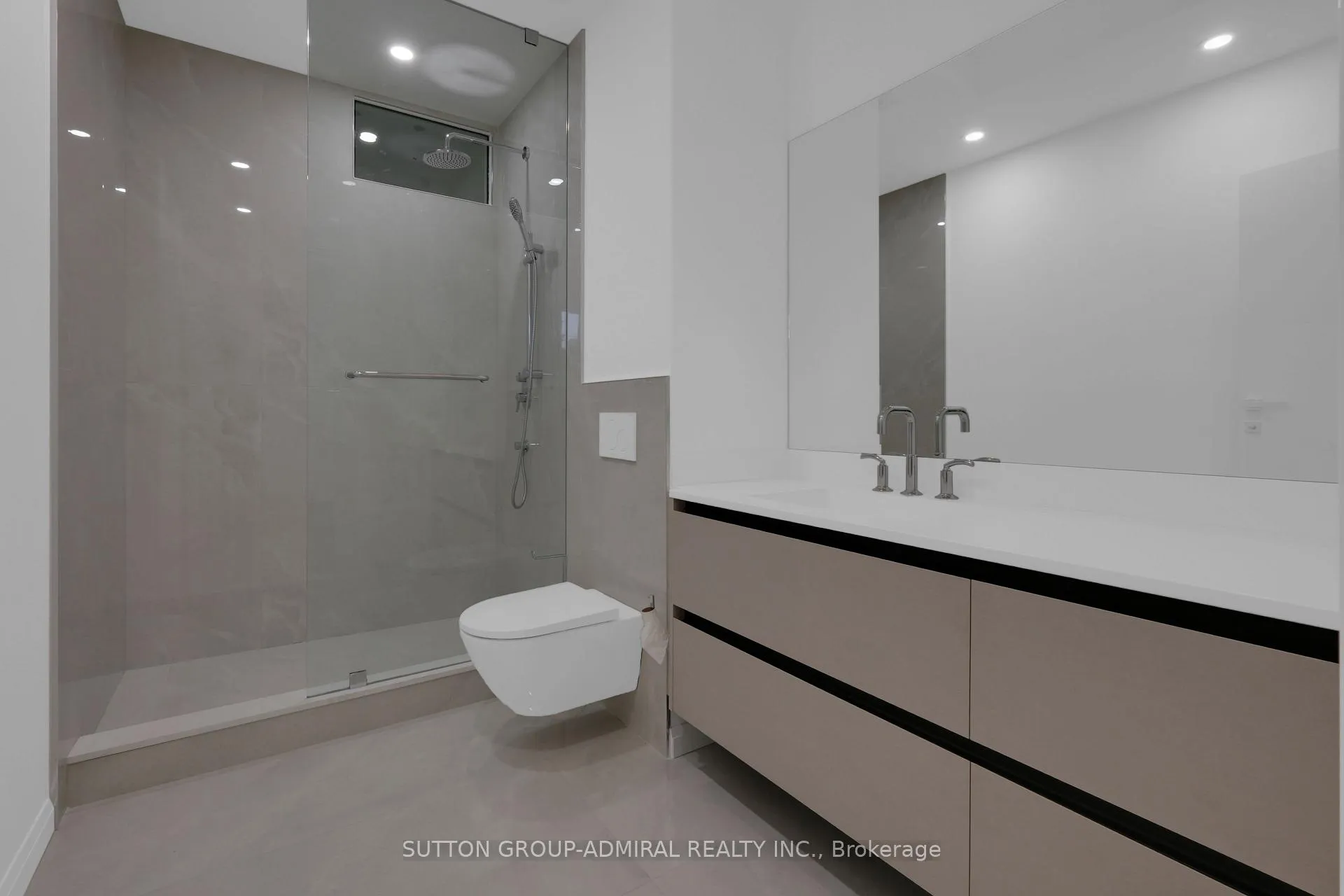 Photo 27 of Unit 101 (main floor), 647 College Street, Toronto, Palmerston-Little Italy — HOMEH