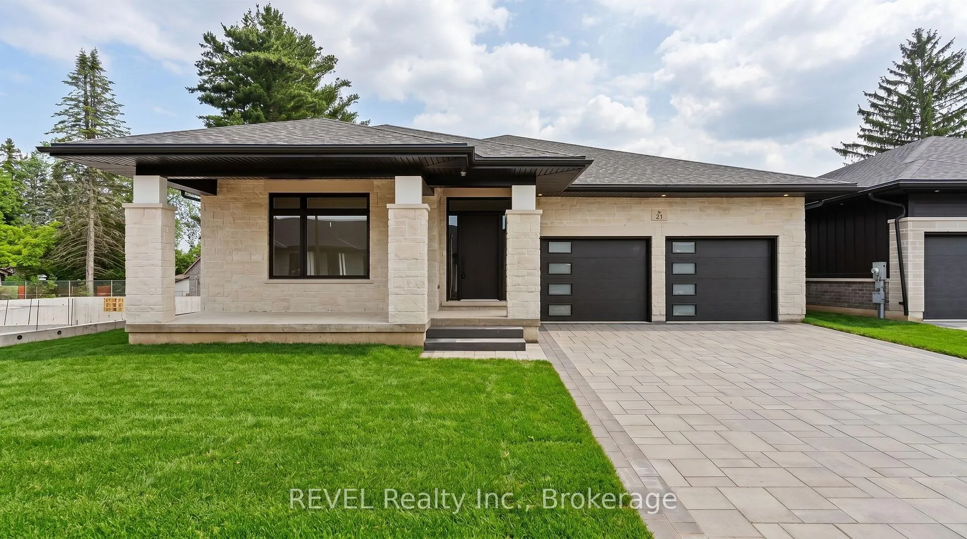 Photo 1 of 23 Accursi Crescent, Pelham, Fonthill — HOMEH