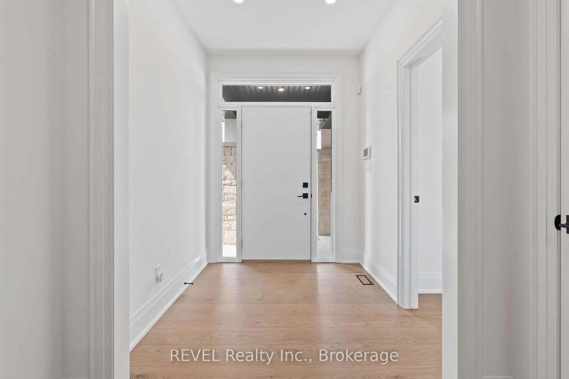 Photo 5 of 23 Accursi Crescent, Pelham, Fonthill — HOMEH
