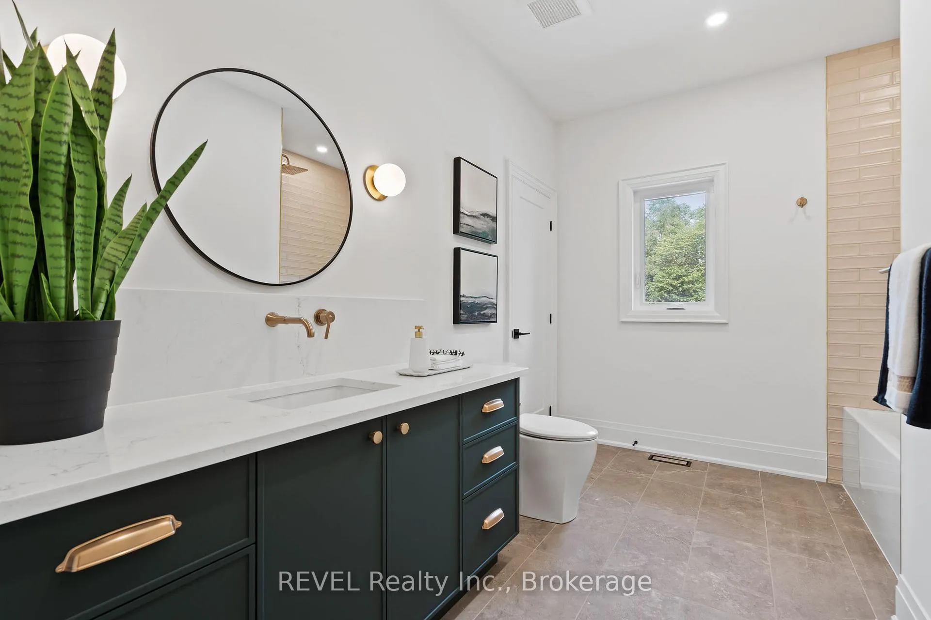 Photo 32 of 23 Accursi Crescent, Pelham, Fonthill — HOMEH