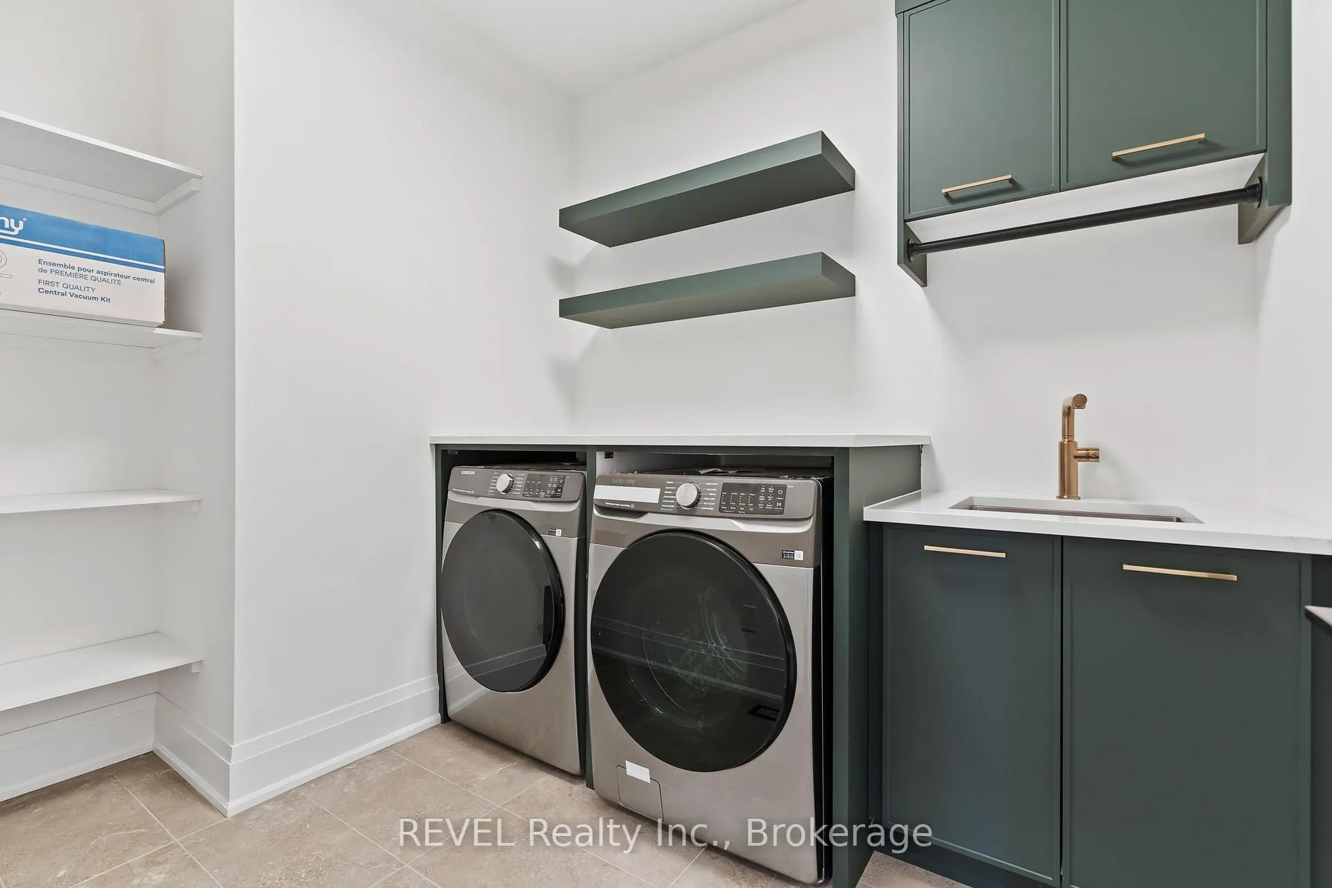 Photo 34 of 23 Accursi Crescent, Pelham, Fonthill — HOMEH