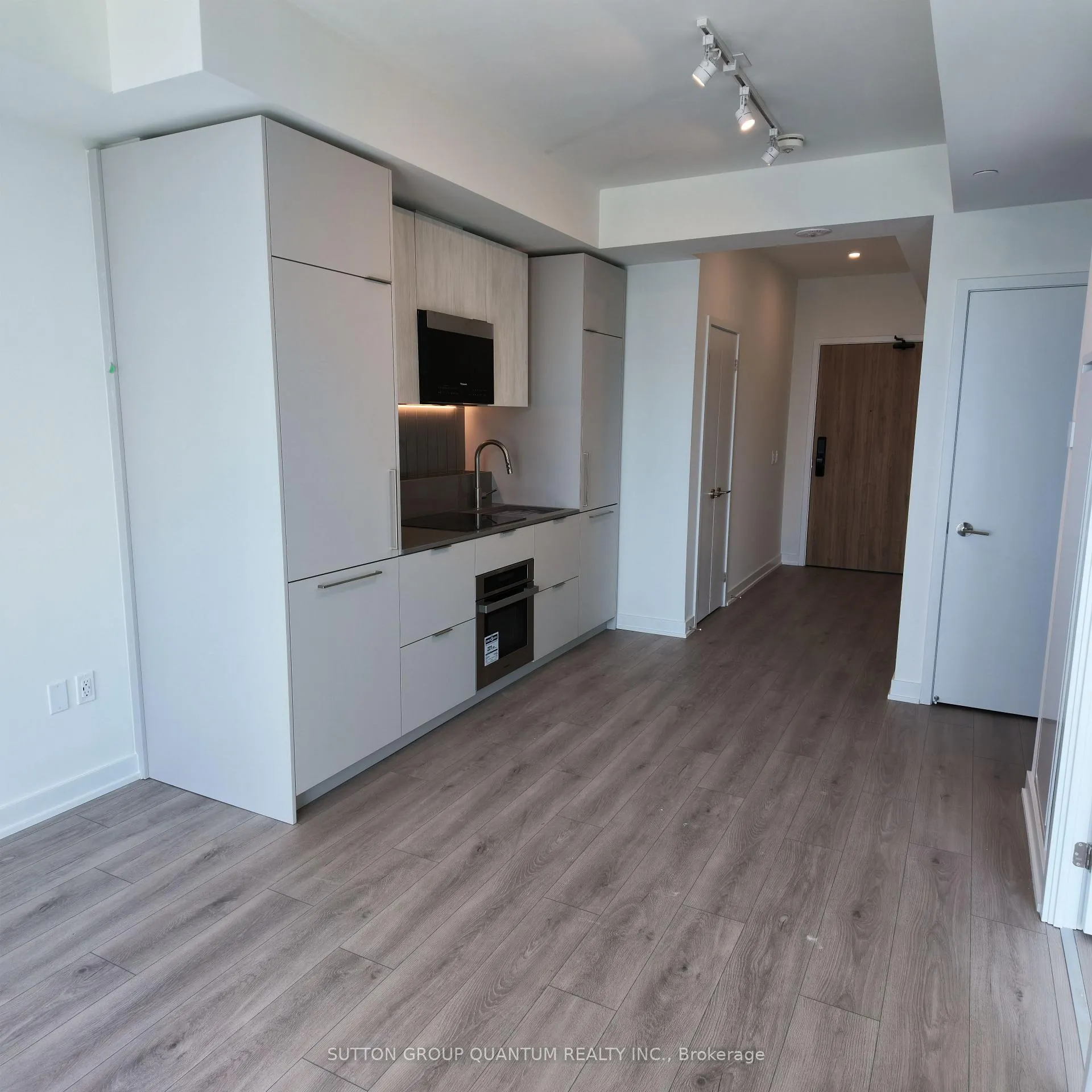 Photo 5 of Unit 2707, 1 Fairview Road E, Mississauga, Mississauga Valleys — HOMEH