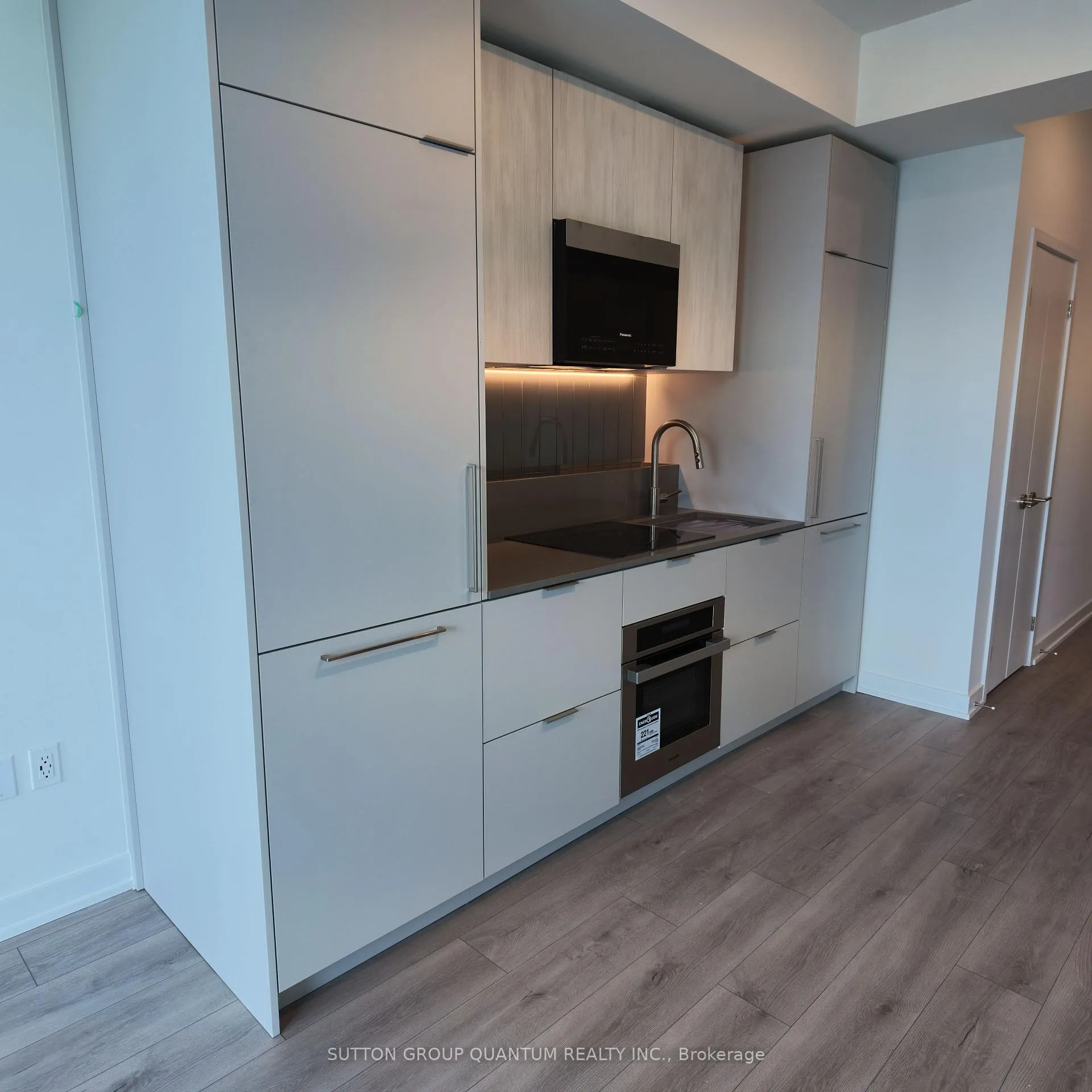 Photo 9 of Unit 2707, 1 Fairview Road E, Mississauga, Mississauga Valleys — HOMEH