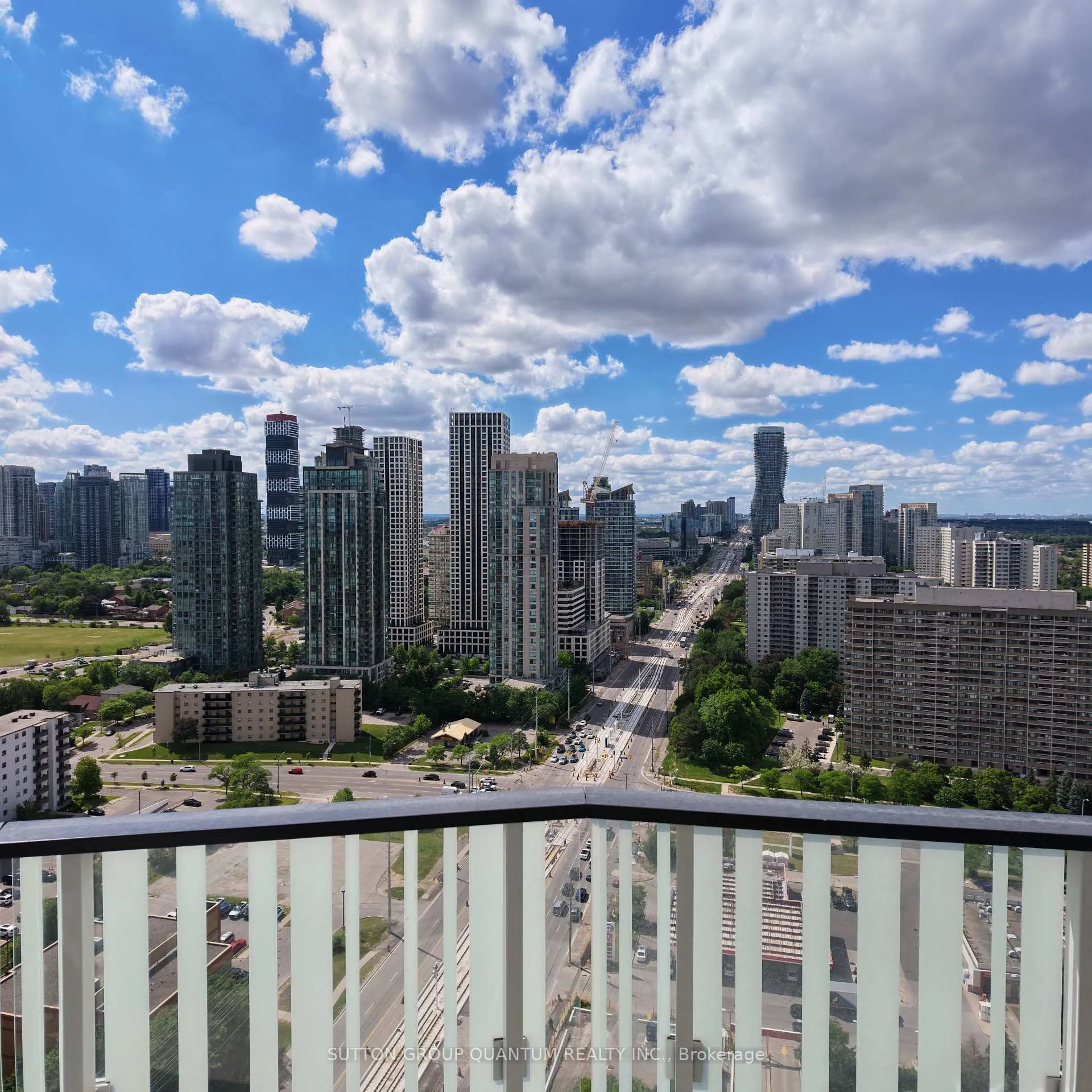 Photo 15 of Unit 2707, 1 Fairview Road E, Mississauga, Mississauga Valleys — HOMEH
