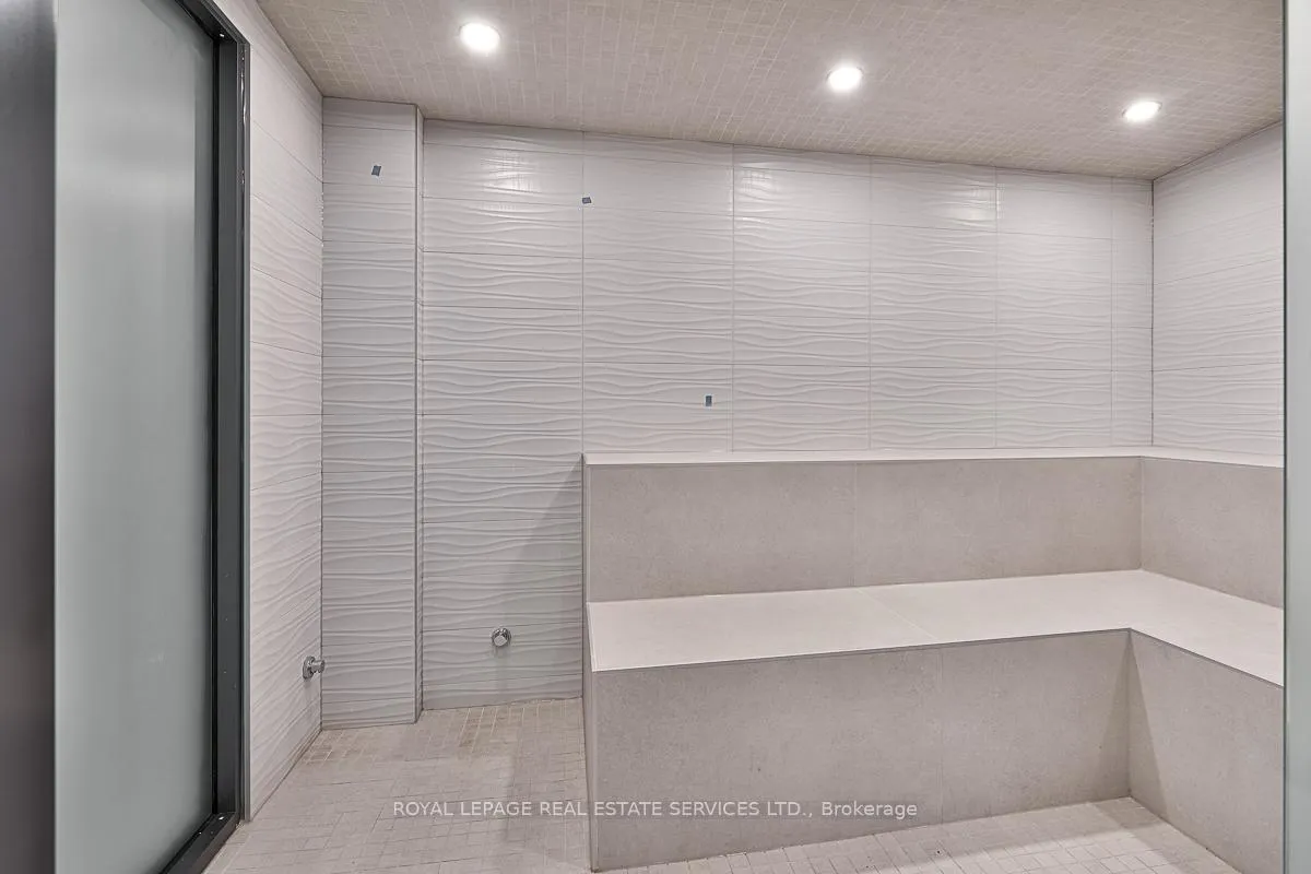 Photo 19 of Unit A813, 3210 Dakota Common, Burlington, Alton — HOMEH