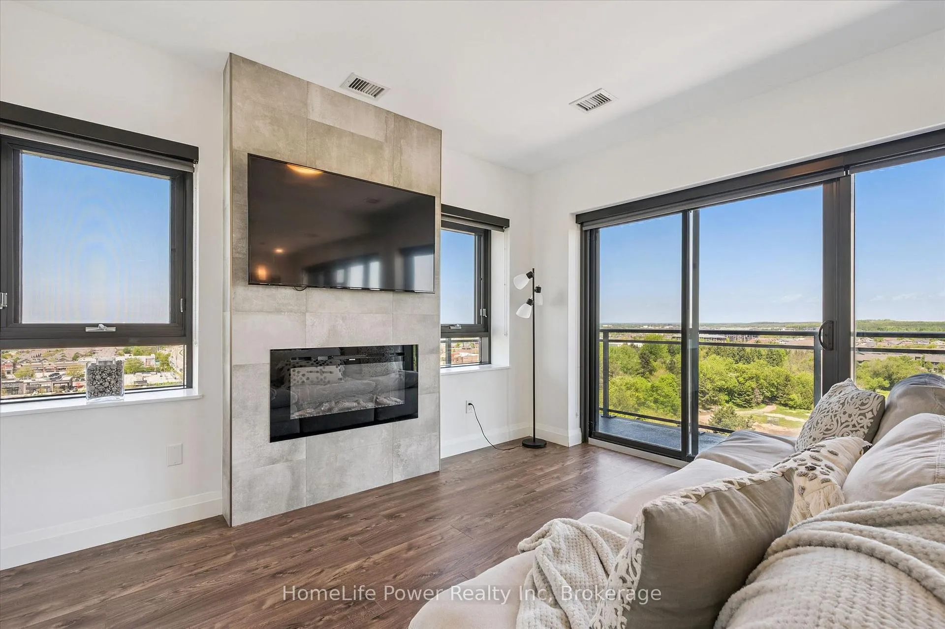 Photo 14 of Unit 803, 332 Gosling Gardens, Guelph, Clairfields/Hanlon Business Park — HOMEH