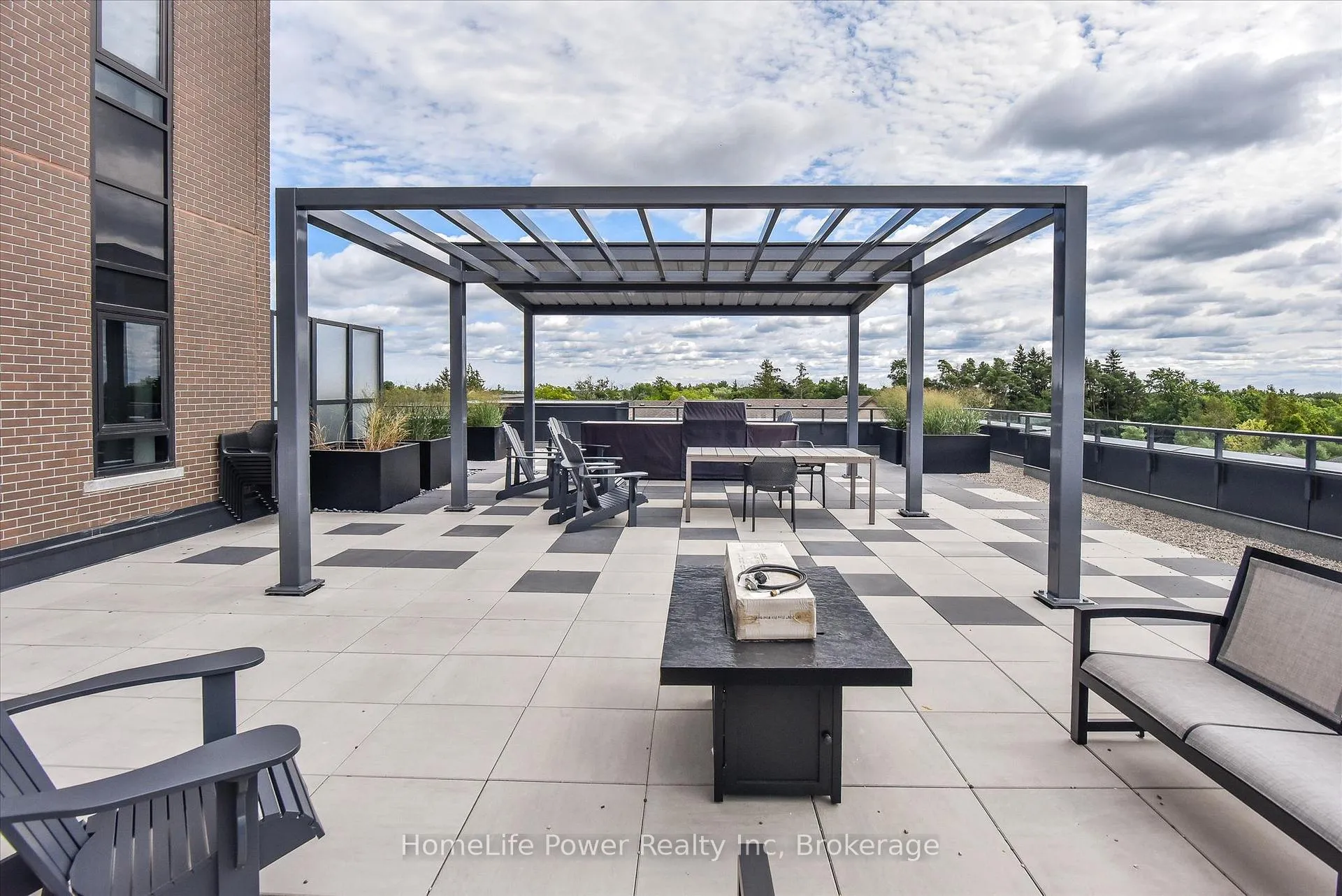 Photo 39 of Unit 803, 332 Gosling Gardens, Guelph, Clairfields/Hanlon Business Park — HOMEH