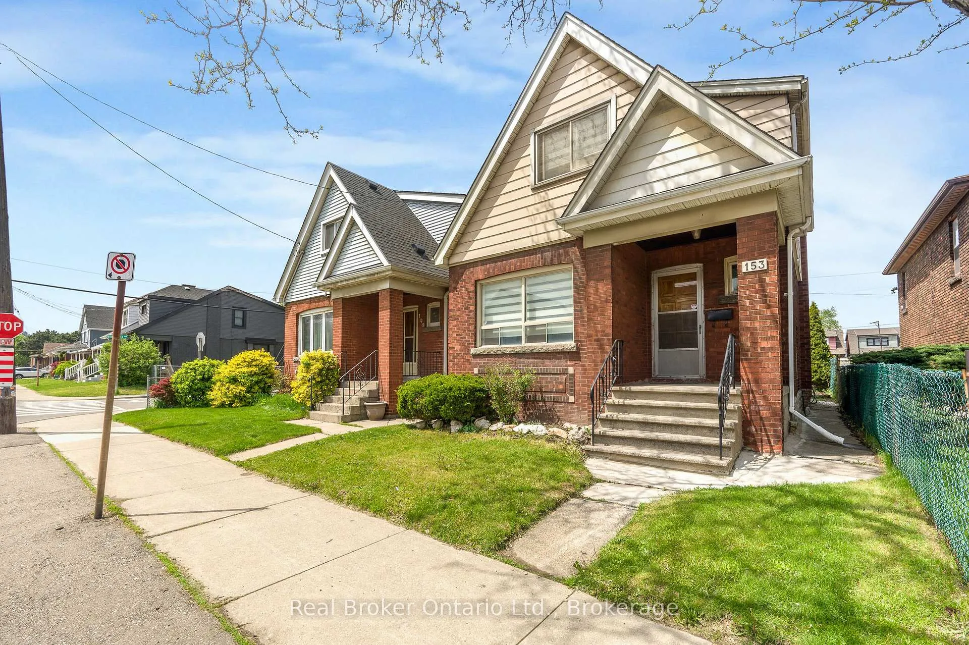 Photo 2 of 153 Gage Avenue N, Hamilton, Stipley — HOMEH
