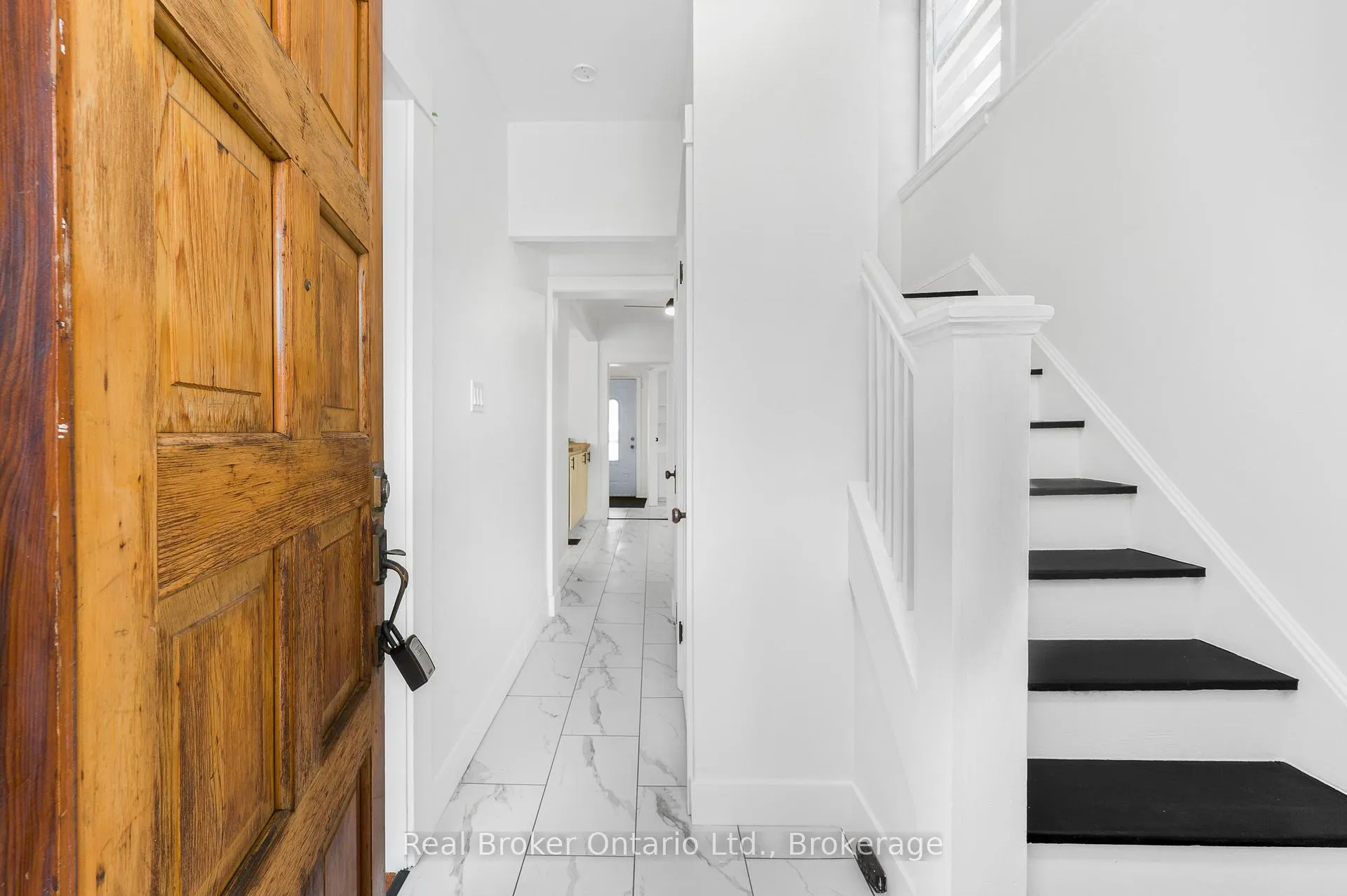 Photo 5 of 153 Gage Avenue N, Hamilton, Stipley — HOMEH