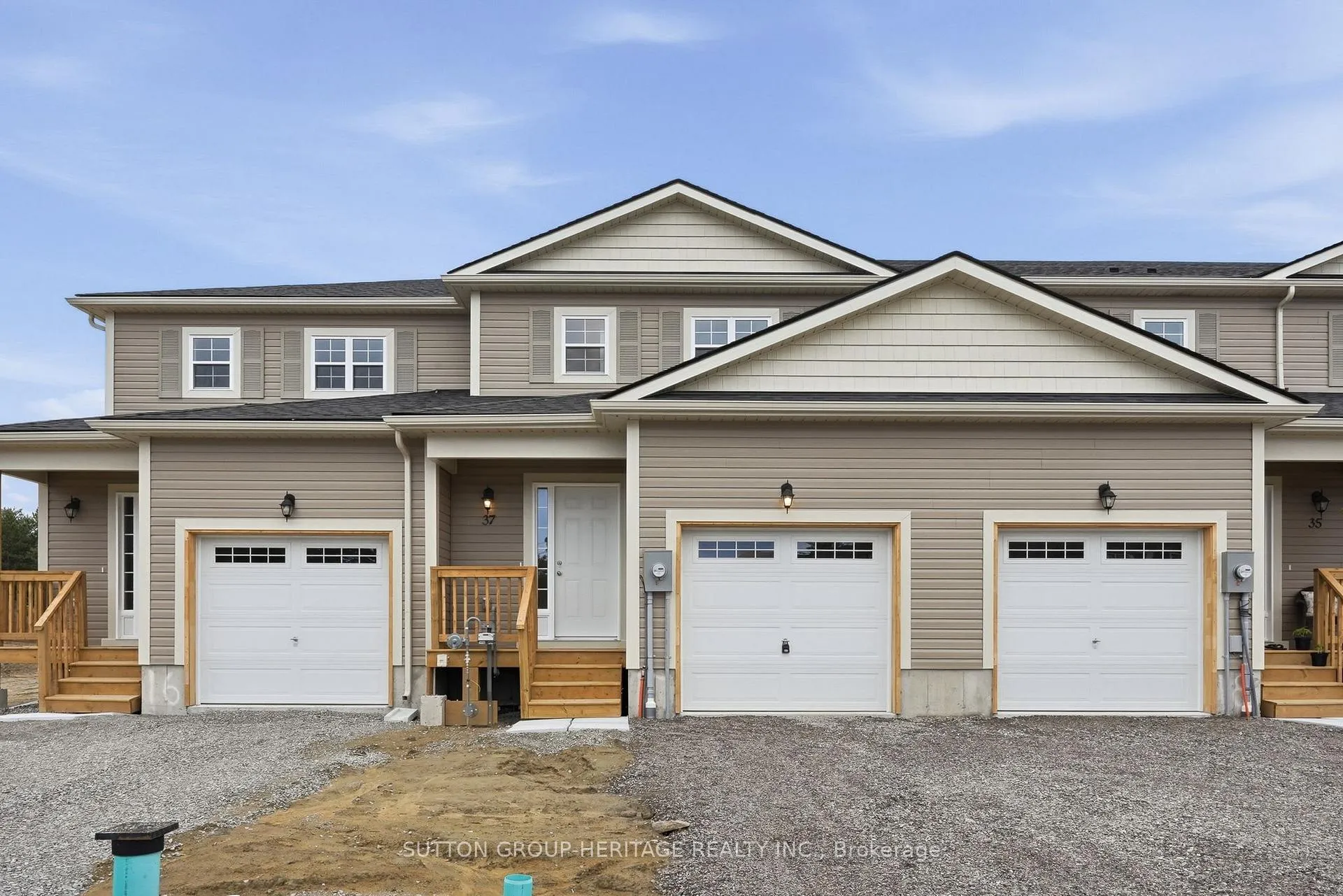 Photo 1 of 37 McConnell Crescent, Bracebridge, Macaulay — HOMEH