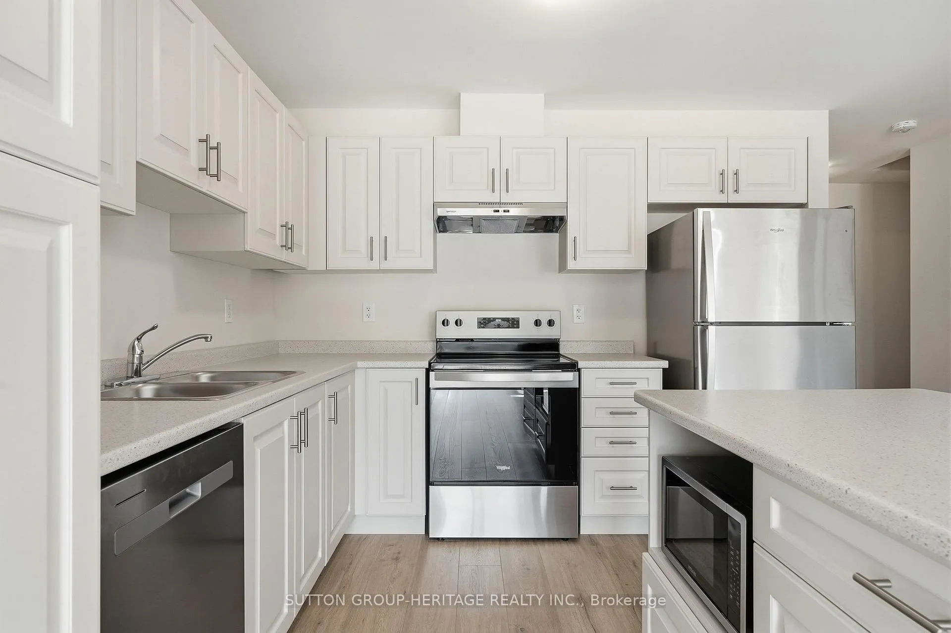 Photo 12 of 37 McConnell Crescent, Bracebridge, Macaulay — HOMEH