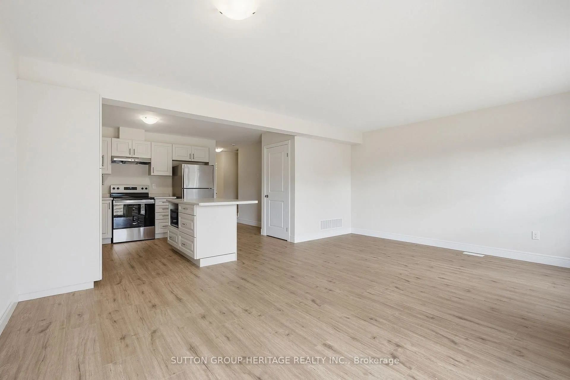 Photo 20 of 37 McConnell Crescent, Bracebridge, Macaulay — HOMEH