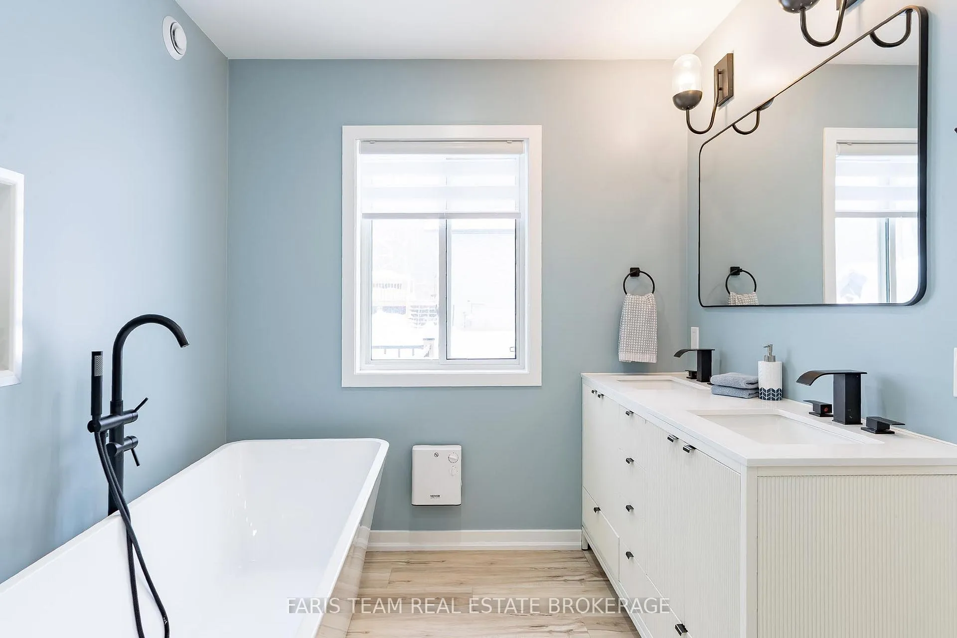 Photo 20 of 550 Second Avenue, Tay, Port McNicoll — HOMEH