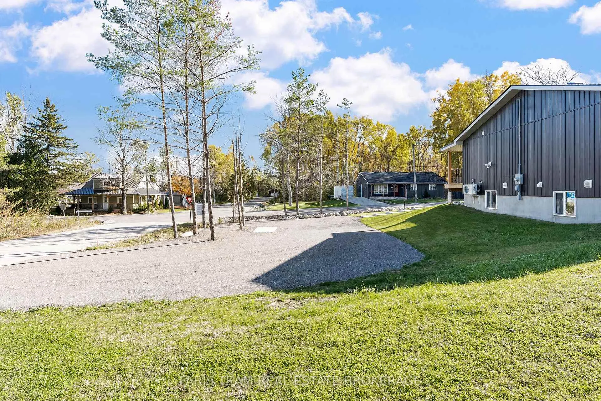 Photo 27 of 550 Second Avenue, Tay, Port McNicoll — HOMEH
