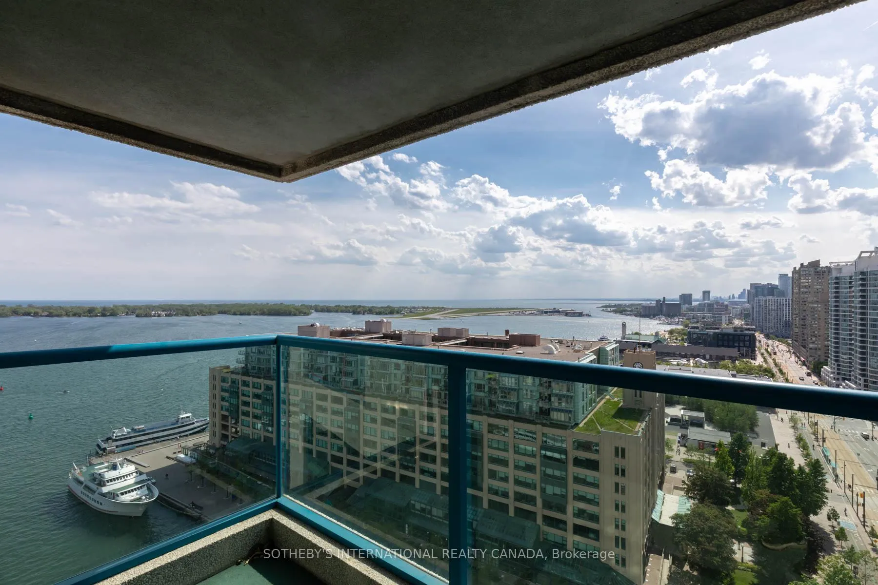 Photo 17 of Unit 2210, 77 Harbour Square, Toronto, Waterfront Communities — HOMEH