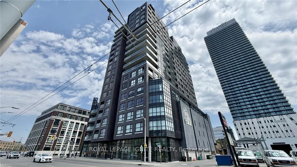 Front of Unit 1712, 1 Victoria Street
